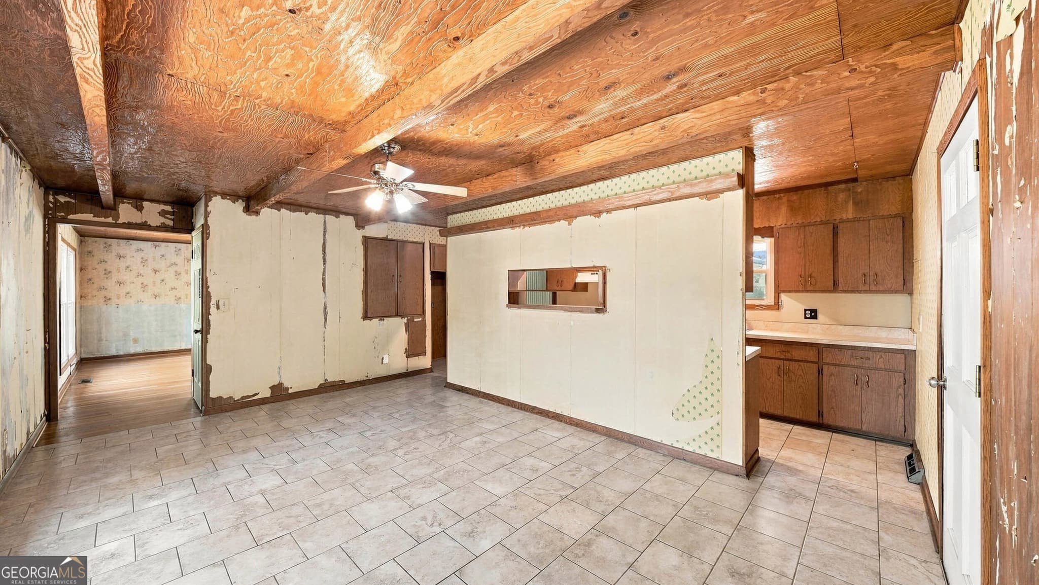 4 bedroom, 3 bathroom, 1,602 sq ft single family residence for sale at 296 Hill Top Circle, Flintstone, GA 30725 — photo 6