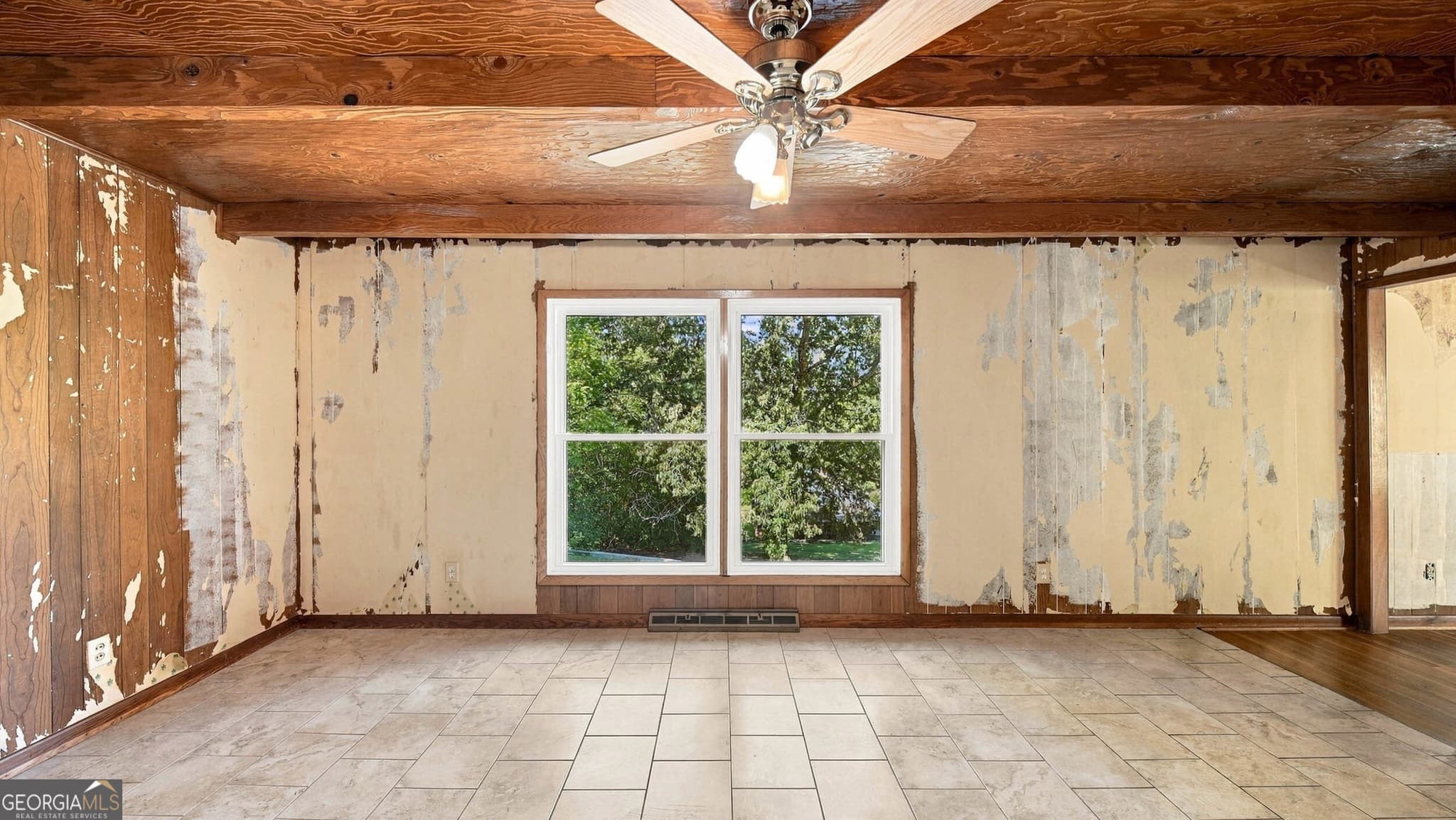 4 bedroom, 3 bathroom, 1,602 sq ft single family residence for sale at 296 Hill Top Circle, Flintstone, GA 30725 — photo 5