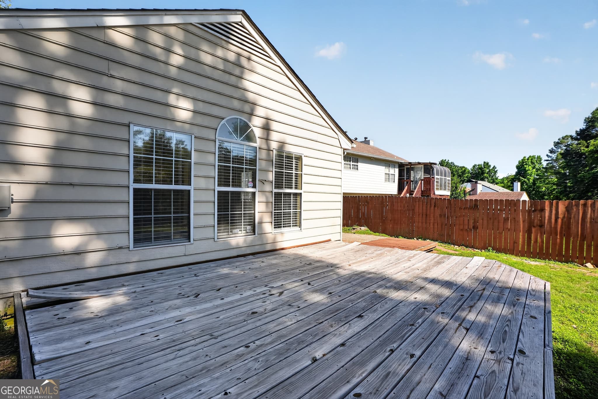 4 bedroom, 2.5 bathroom, 1,721 sq ft single family residence for sale at 3235 Hunters Crossing Point, Lithonia, GA 30038 — photo 4