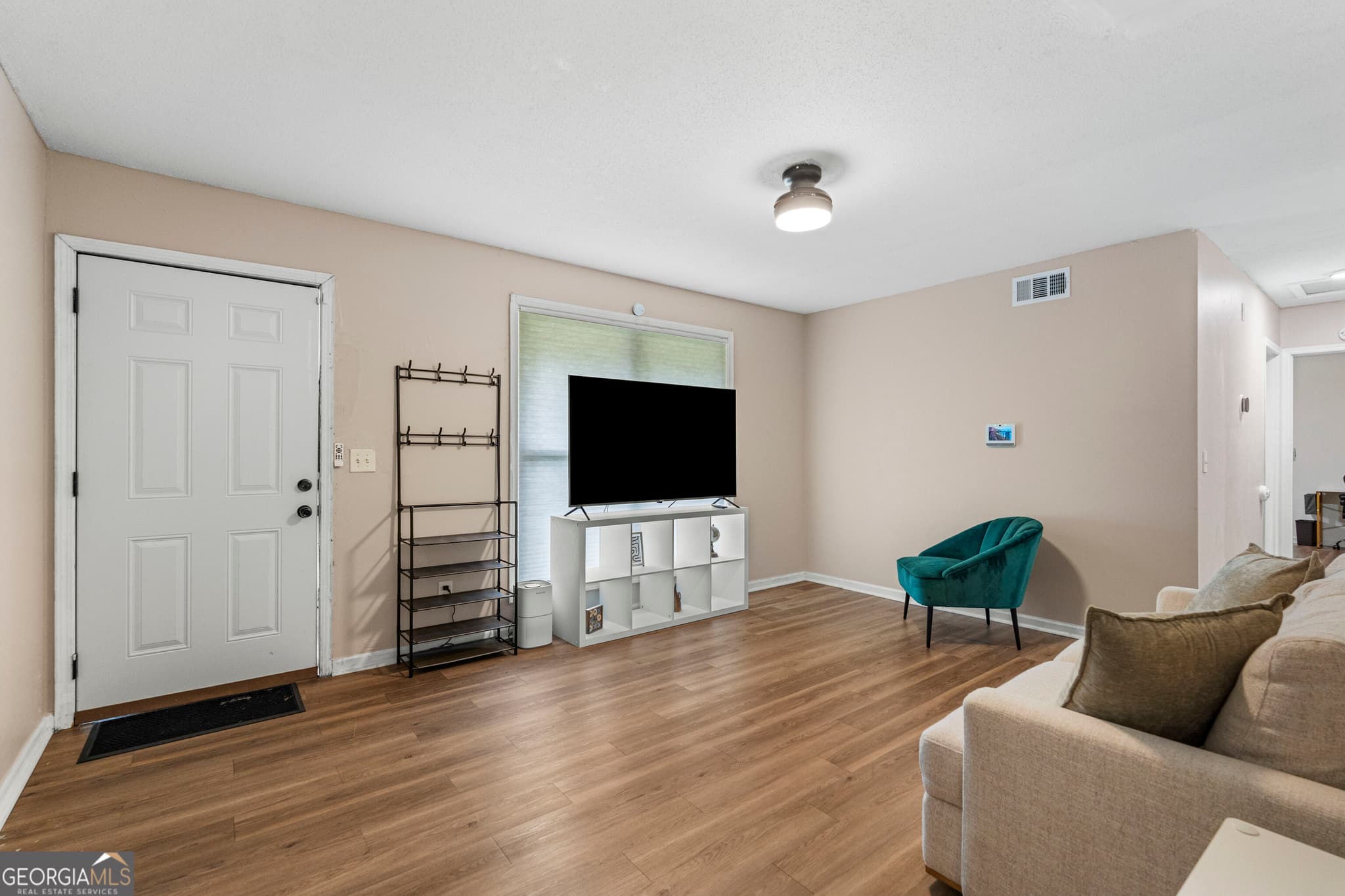 3 bedroom, 1 bathroom, 1,025 sq ft single family residence for sale at 4930 Sentry Street, Columbus, GA 31907 — photo 6