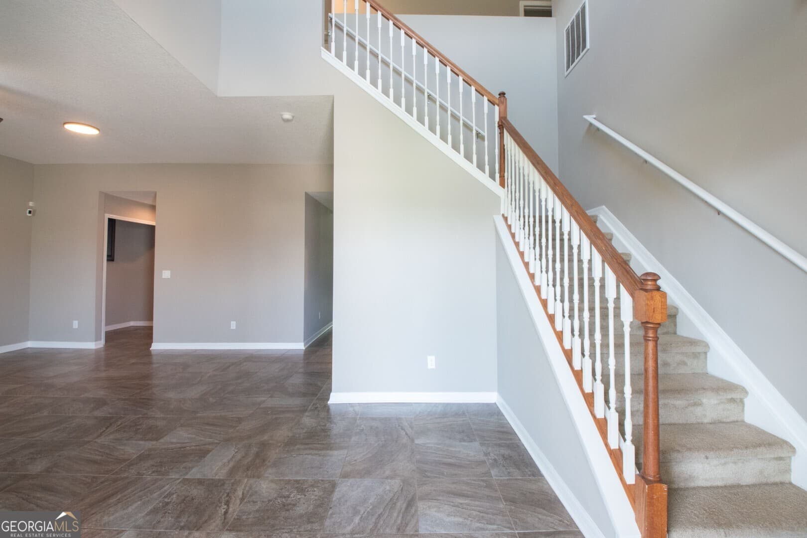 6 bedroom, 4.5 bathroom, 4,209 sq ft single family residence for sale at 118 Walnut Way, Kingsland, GA 31548 — photo 10