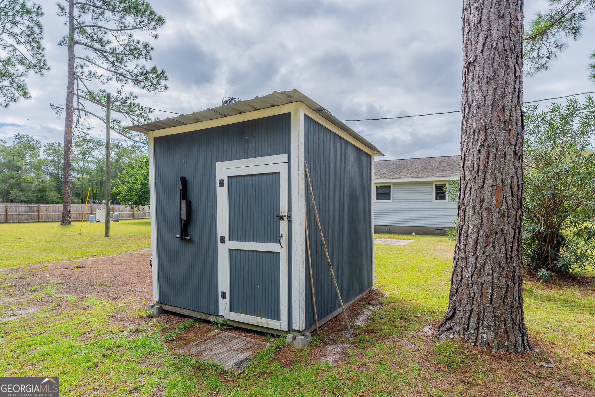 4 bedroom, 2 bathroom, 1,680 sq ft single family residence for sale at 603 Cumberland Road, Hortense, GA 31543 — photo 9