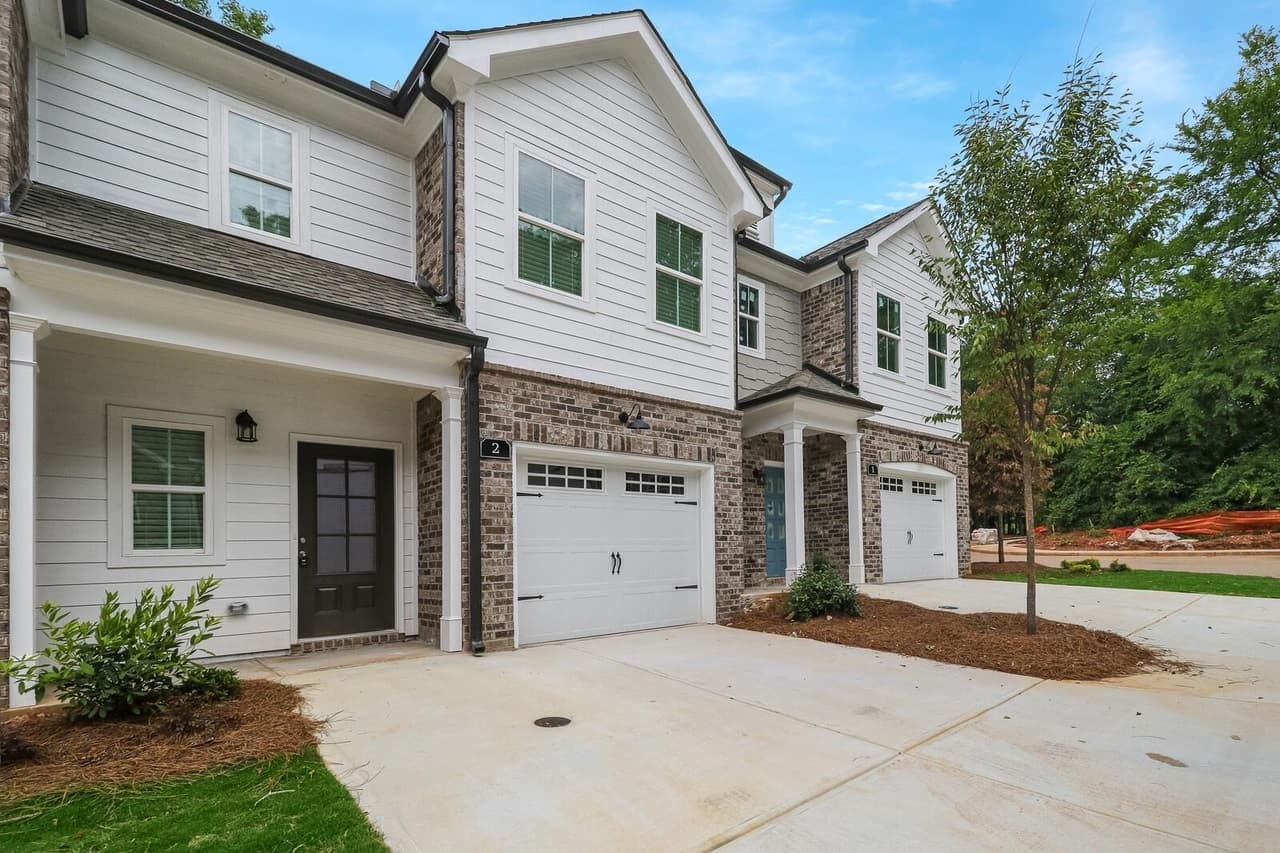 3 bedroom, 2.5 bathroom, 1,300 sq ft single family residence for rent at 15 Sprayberry Road 7, Newnan, GA 30263 for $1,750 a month — photo 1 of 1