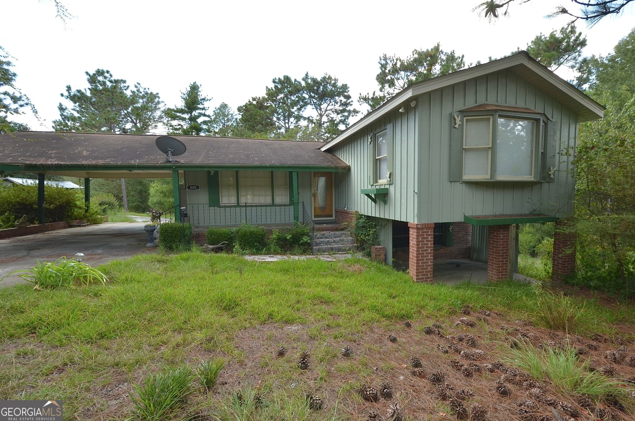 3 bedroom, 2.5 bathroom, 1,824 sq ft single family residence under contract at 805 Antioch Church Road, Eastman, GA 31023 — photo 2