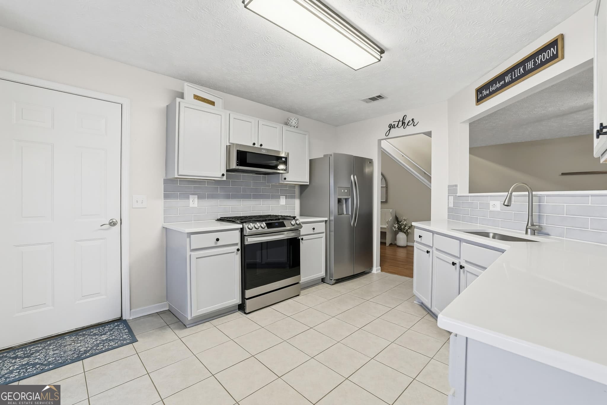 3 bedroom, 2.5 bathroom, 1,848 sq ft single family residence for sale at 313 Westminster Drive, Canton, GA 30114 — photo 8
