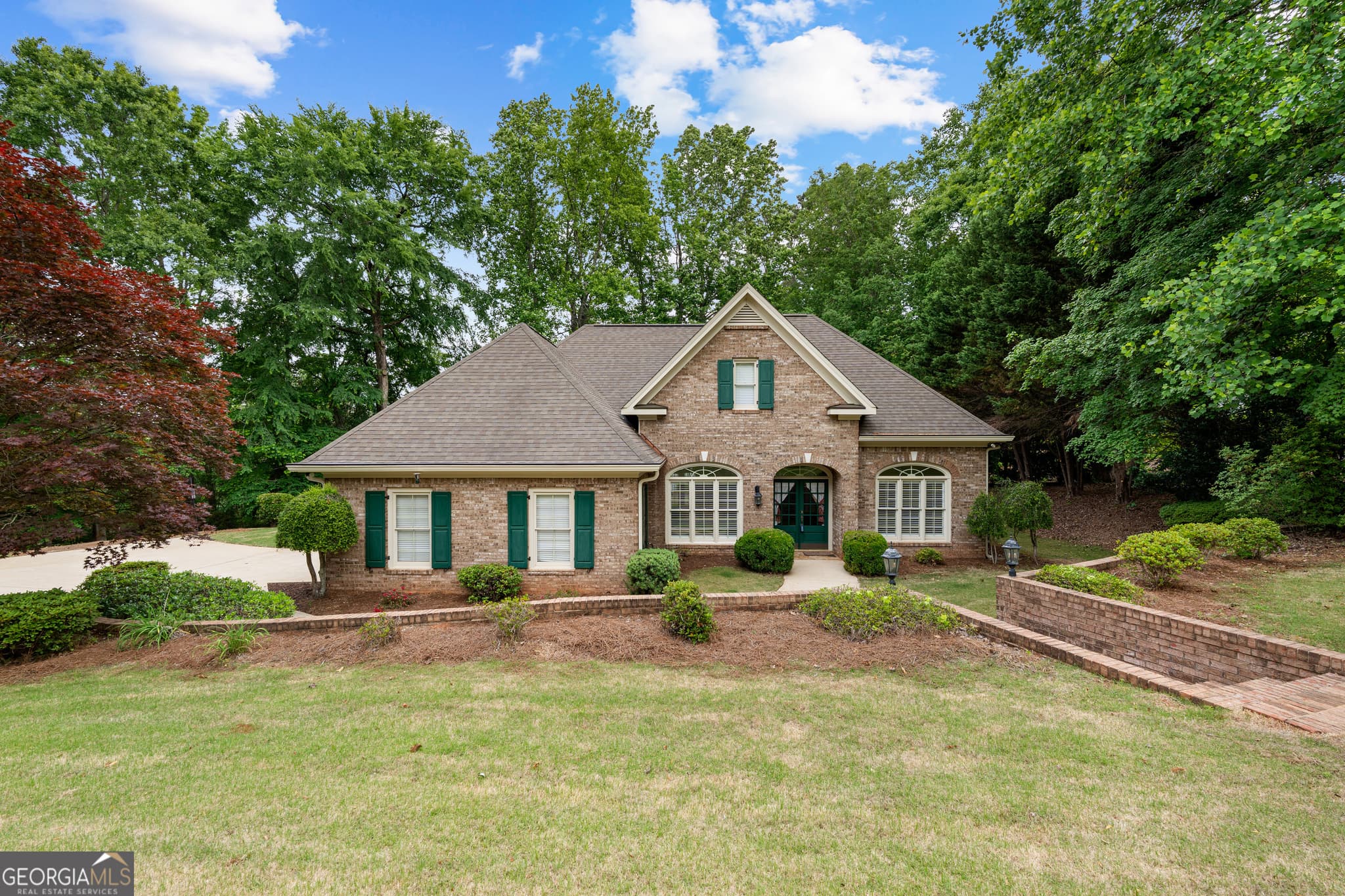 4 bedroom, 3 bathroom, 2,537 sq ft single family residence for sale at 101 Ridgeview Drive, Lagrange, GA 30240 — photo 1 of 54