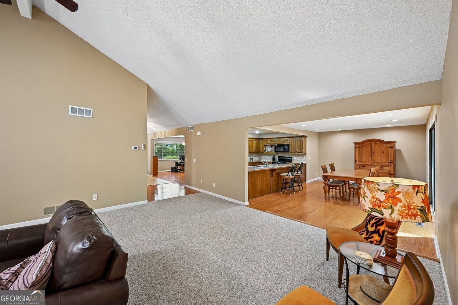 3 bedroom, 2.5 bathroom, 2,512 sq ft single family residence for sale at 1008 Muirfield Drive, Marietta, GA 30068 — photo 9