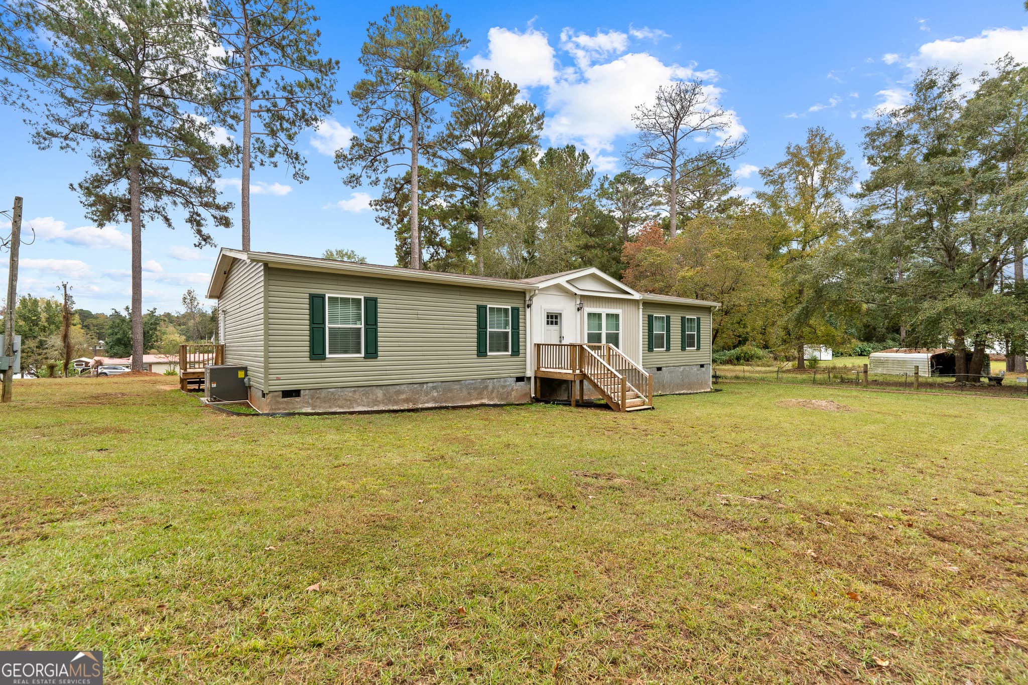 3 bedroom, 2 bathroom, 1,958 sq ft mobile home for sale at 231 C Little Road, Milledgeville, GA 31061 — photo 2