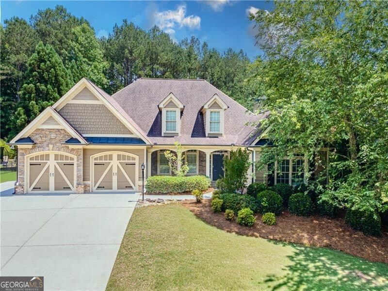 3 bedroom, 2.5 bathroom, 2,414 sq ft single family residence for sale at 517 Richmond Place, Loganville, GA 30052 — photo 1 of 46