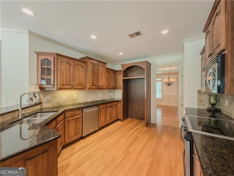 3 bedroom, 2.5 bathroom, 2,414 sq ft single family residence for sale at 517 Richmond Place, Loganville, GA 30052 — photo 10