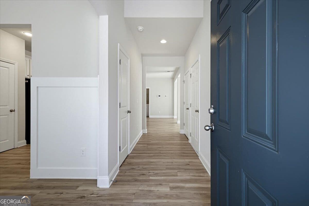 4 bedroom, 2.5 bathroom, 2,330 sq ft single family residence for sale at 213 Horizon Way, Dallas, GA 30157 — photo 5