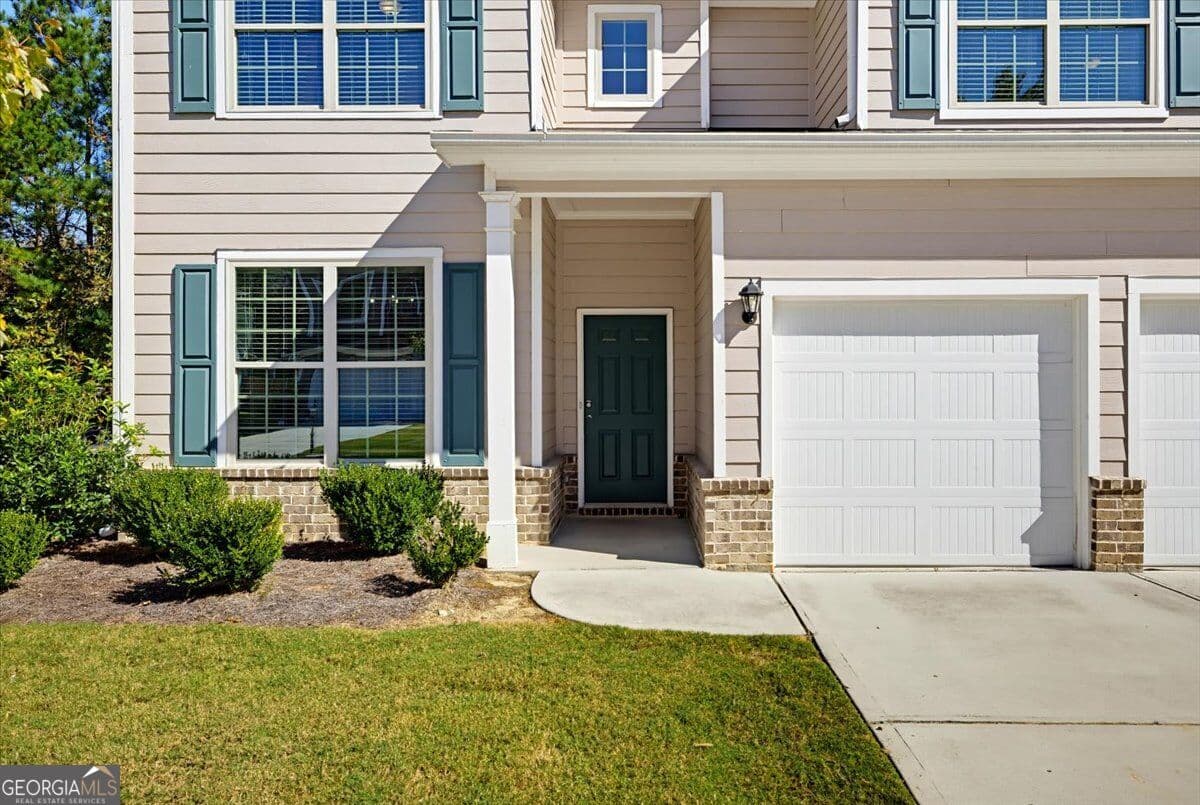 4 bedroom, 2.5 bathroom, 2,330 sq ft single family residence for sale at 213 Horizon Way, Dallas, GA 30157 — photo 4