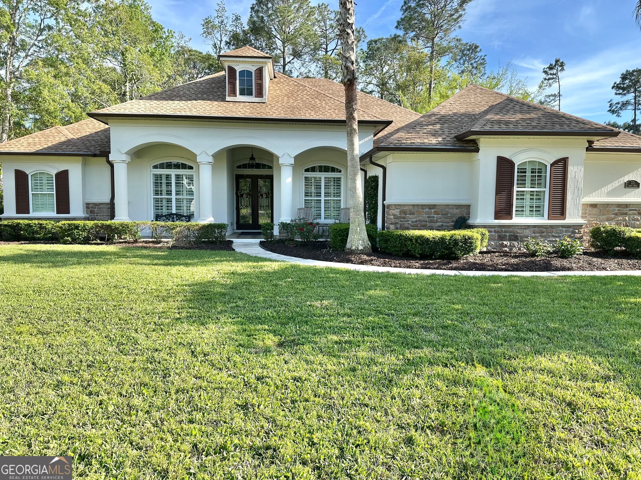 4 bedroom, 3 bathroom, 3,219 sq ft single family residence for sale at 221 Osprey Circle, St. Marys, GA 31558 — photo 3