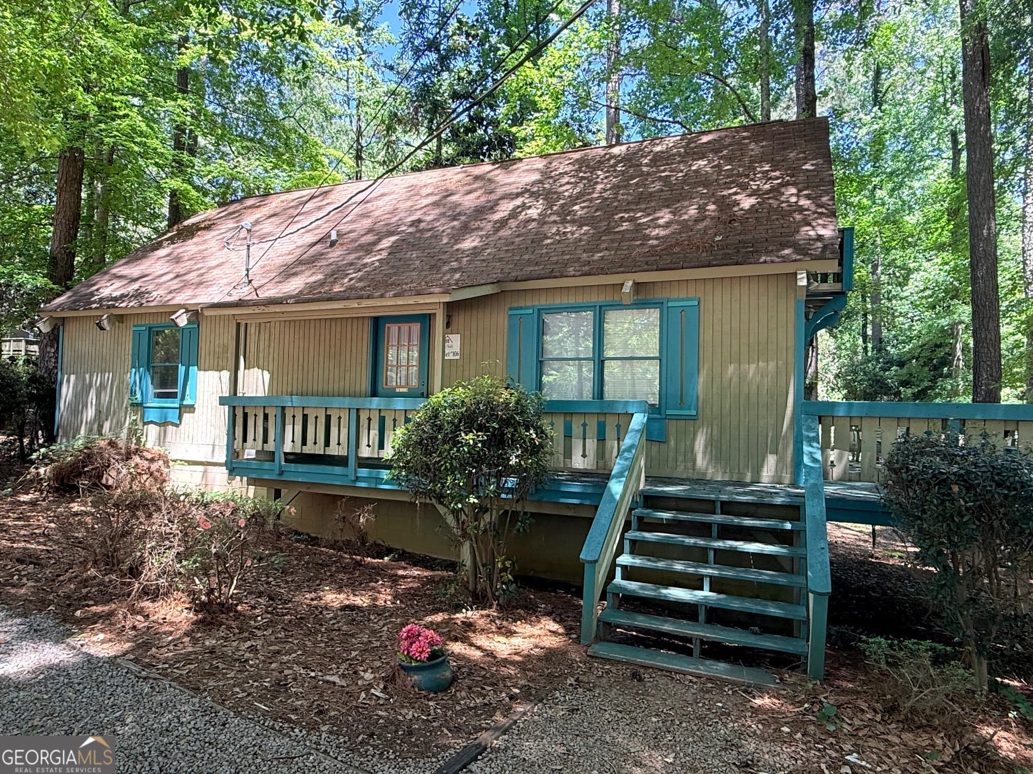 3 bedroom, 2 bathroom, 1,344 sq ft cabin,single family residence for sale at 106 Chalet Circle, Pine Mountain, GA 31822