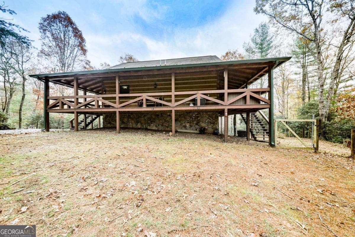 3 bedroom, 6 bathroom, 2,574 sq ft cabin,single family residence for sale at 245 Weeks Creek Road, Blue Ridge, GA 30513 — photo 1 of 39