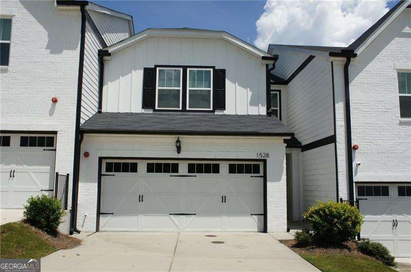3 bedroom, 2.5 bathroom townhouse for rent at 1528 Purple Coneflow Avenue, Mableton, GA 30126 for $3,000 a month