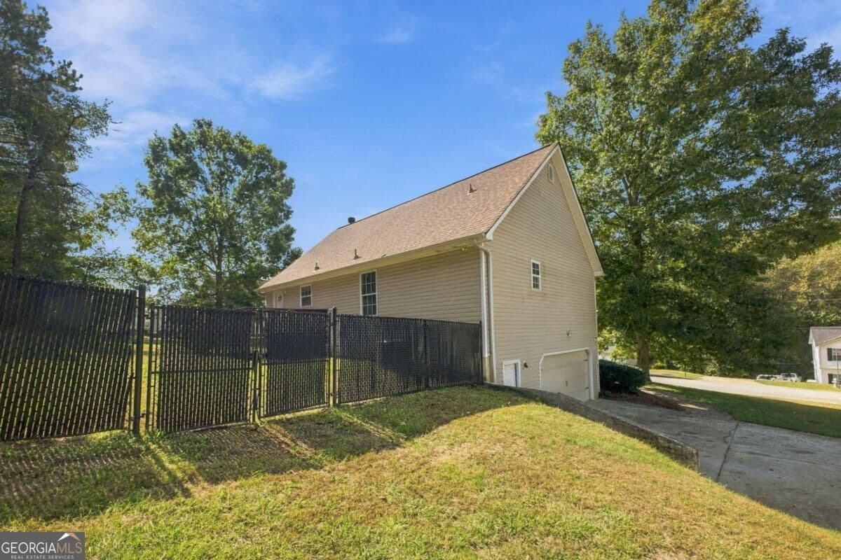 3 bedroom, 2 bathroom single family residence for sale at 20 Pinnacle Point Way, Rockmart, GA 30153 — photo 5