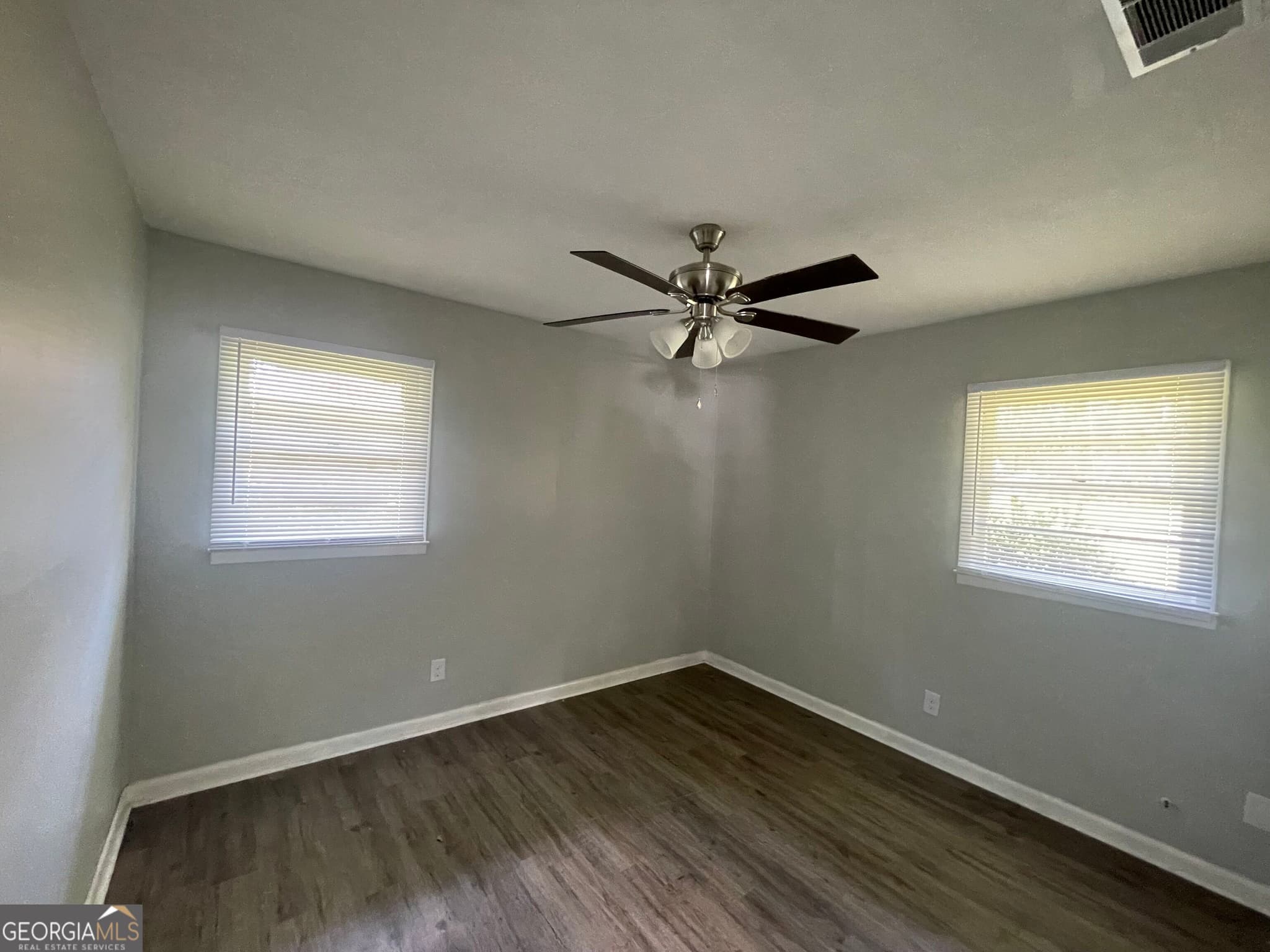 3 bedroom, 1.5 bathroom, 1,553 sq ft single family residence for sale at 912 Jungle Road, Vidalia, GA 30474 — photo 10