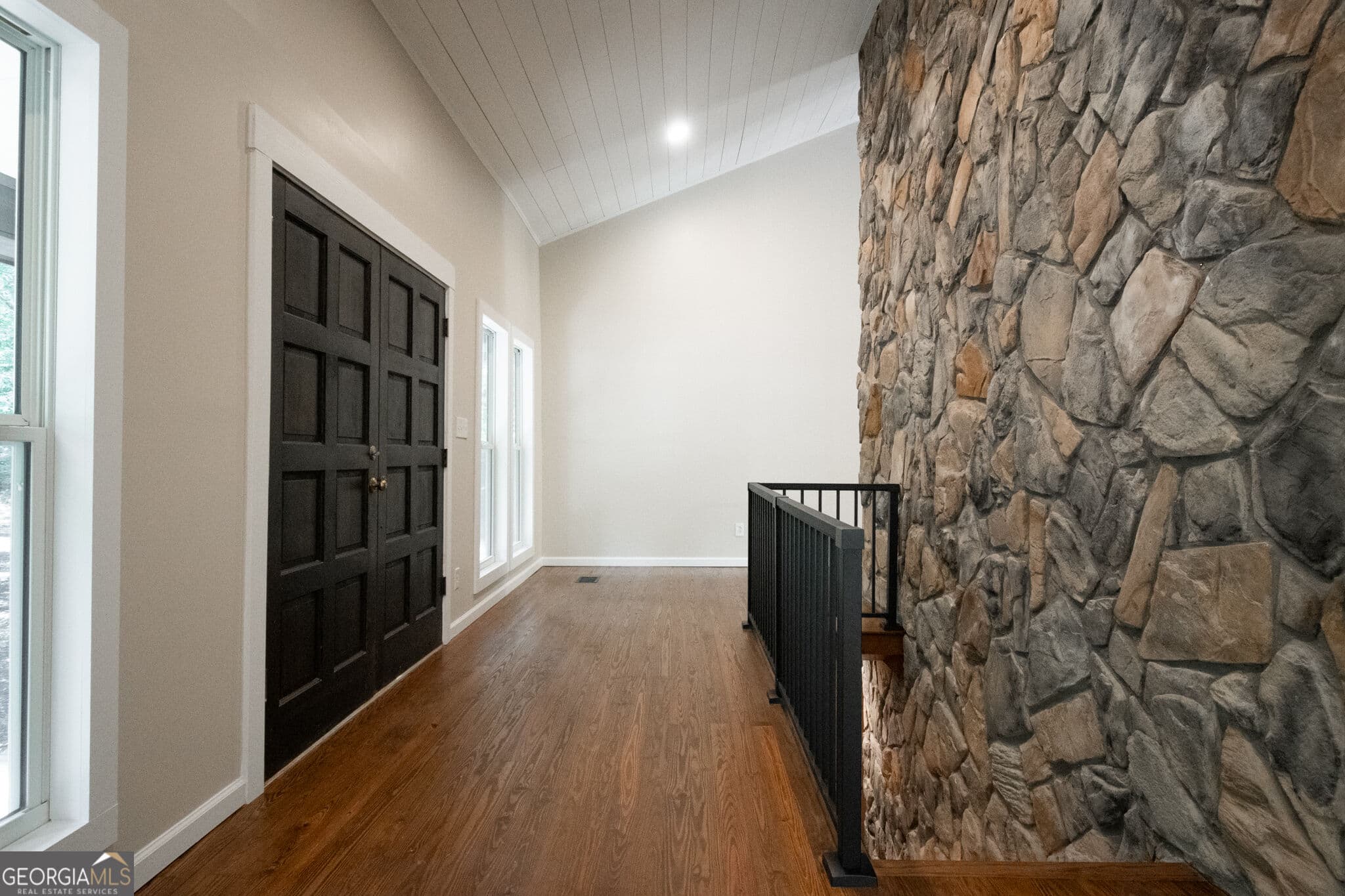 4 bedroom, 3.5 bathroom, 4,427 sq ft single family residence for sale at 160 Lake Forest Drive, Athens, GA 30607 — photo 6