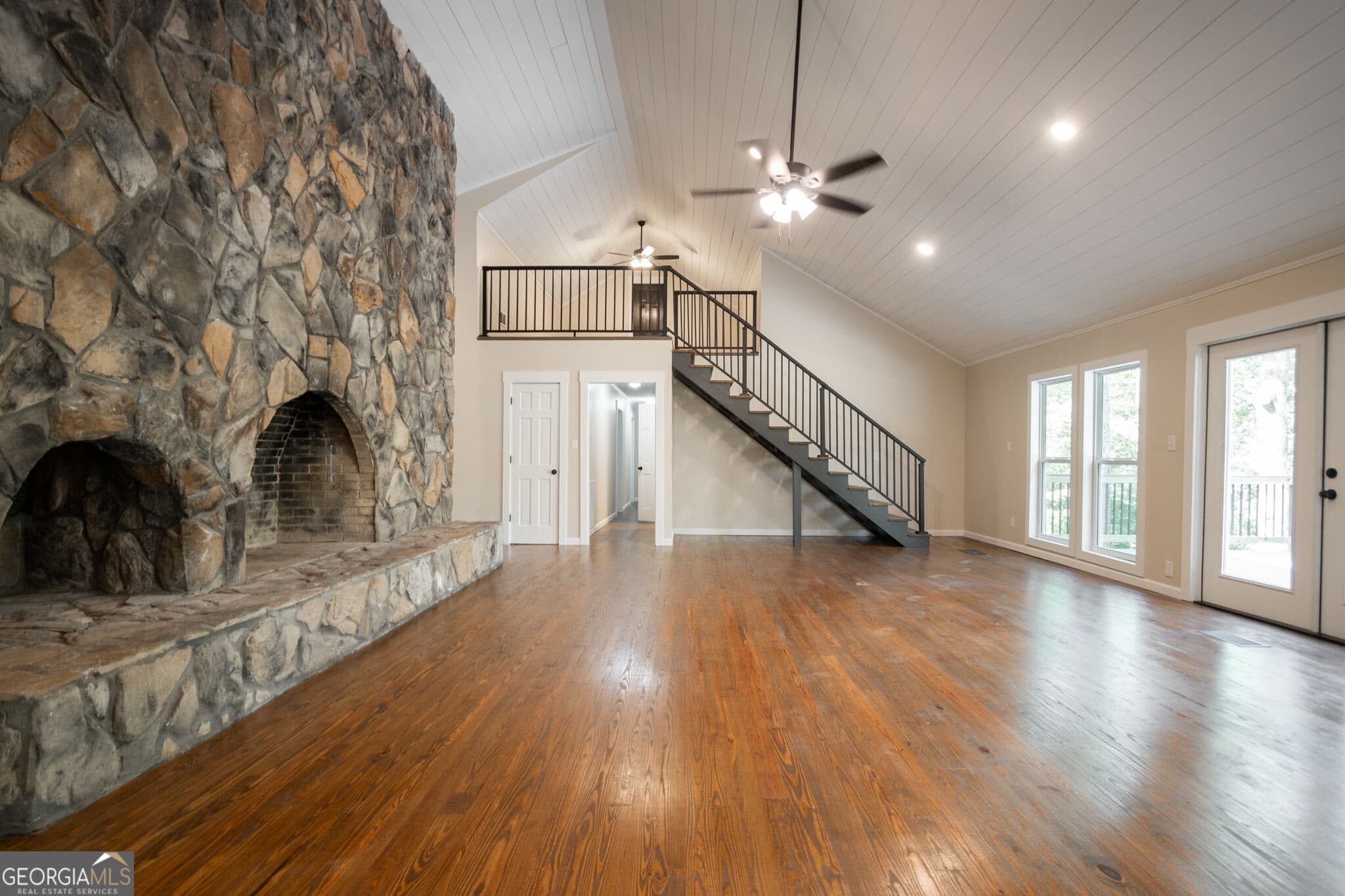 4 bedroom, 3.5 bathroom, 4,427 sq ft single family residence for sale at 160 Lake Forest Drive, Athens, GA 30607 — photo 9