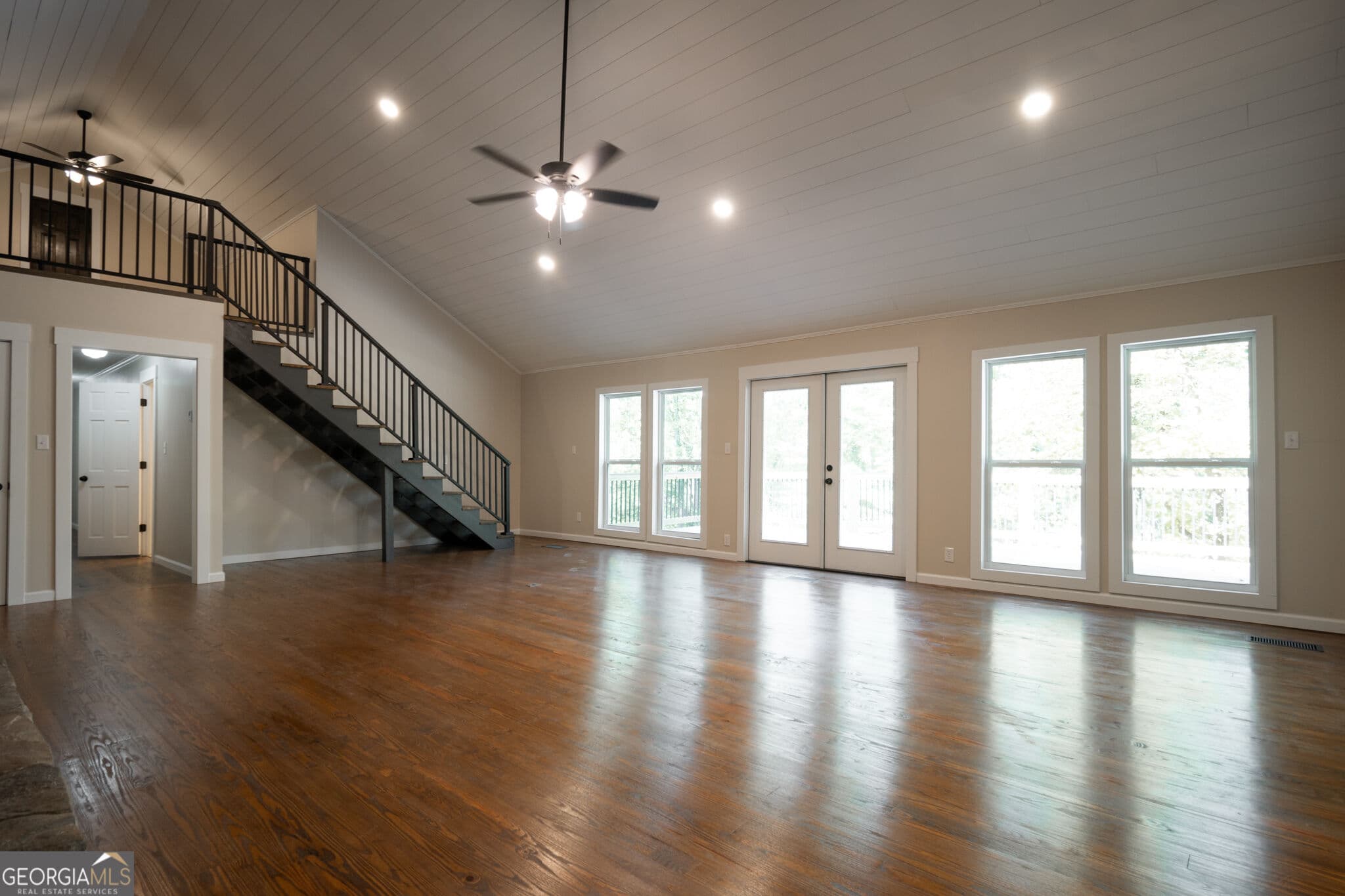 4 bedroom, 3.5 bathroom, 4,427 sq ft single family residence for sale at 160 Lake Forest Drive, Athens, GA 30607 — photo 8