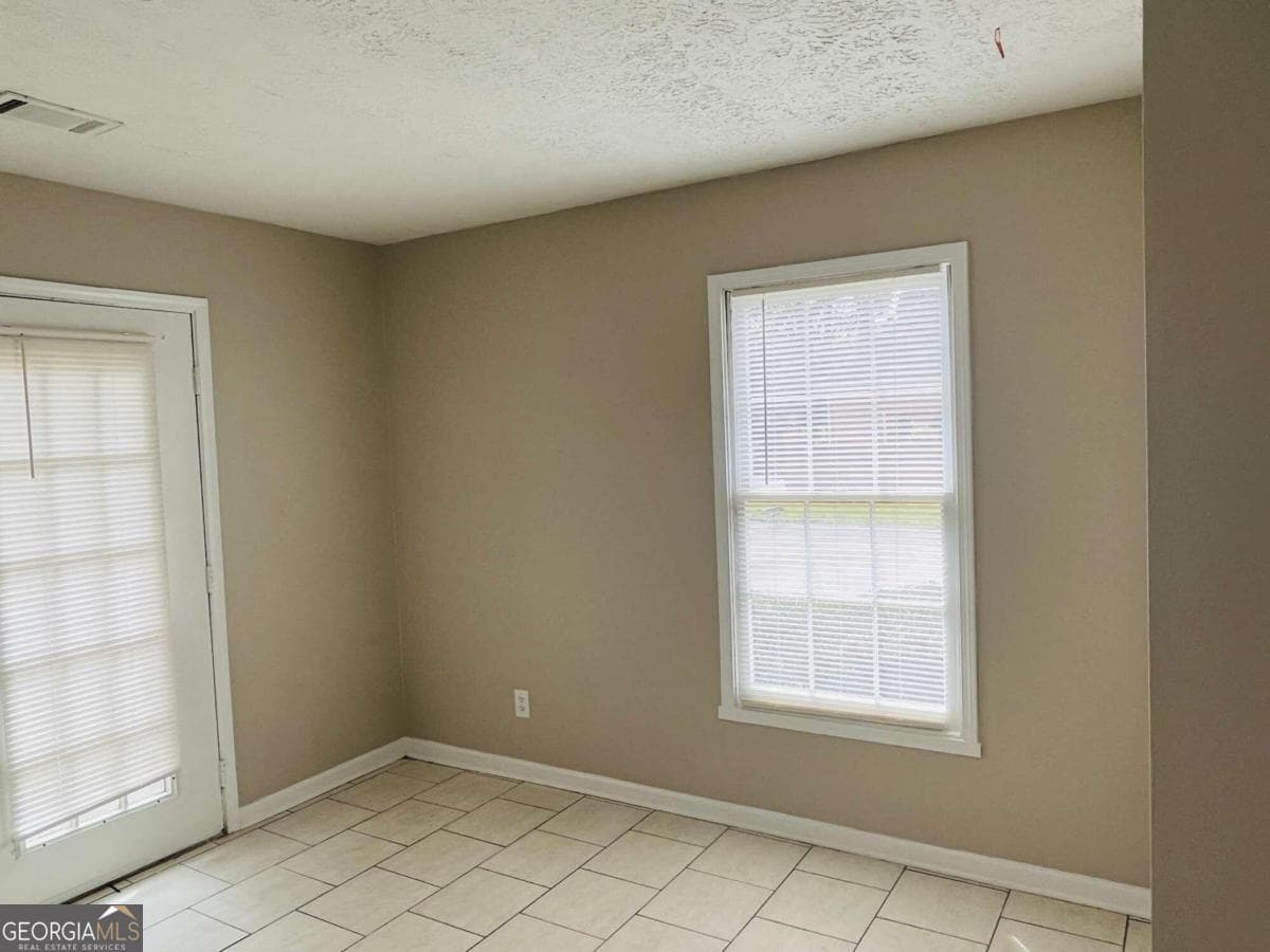 2 bedroom, 2 bathroom, 1,183 sq ft quadruplex for rent at 859 Park Place B, Conyers, GA 30012 for $1,395 a month — photo 7