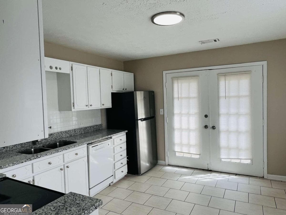 2 bedroom, 2 bathroom, 1,183 sq ft quadruplex for rent at 859 Park Place B, Conyers, GA 30012 for $1,395 a month — photo 5