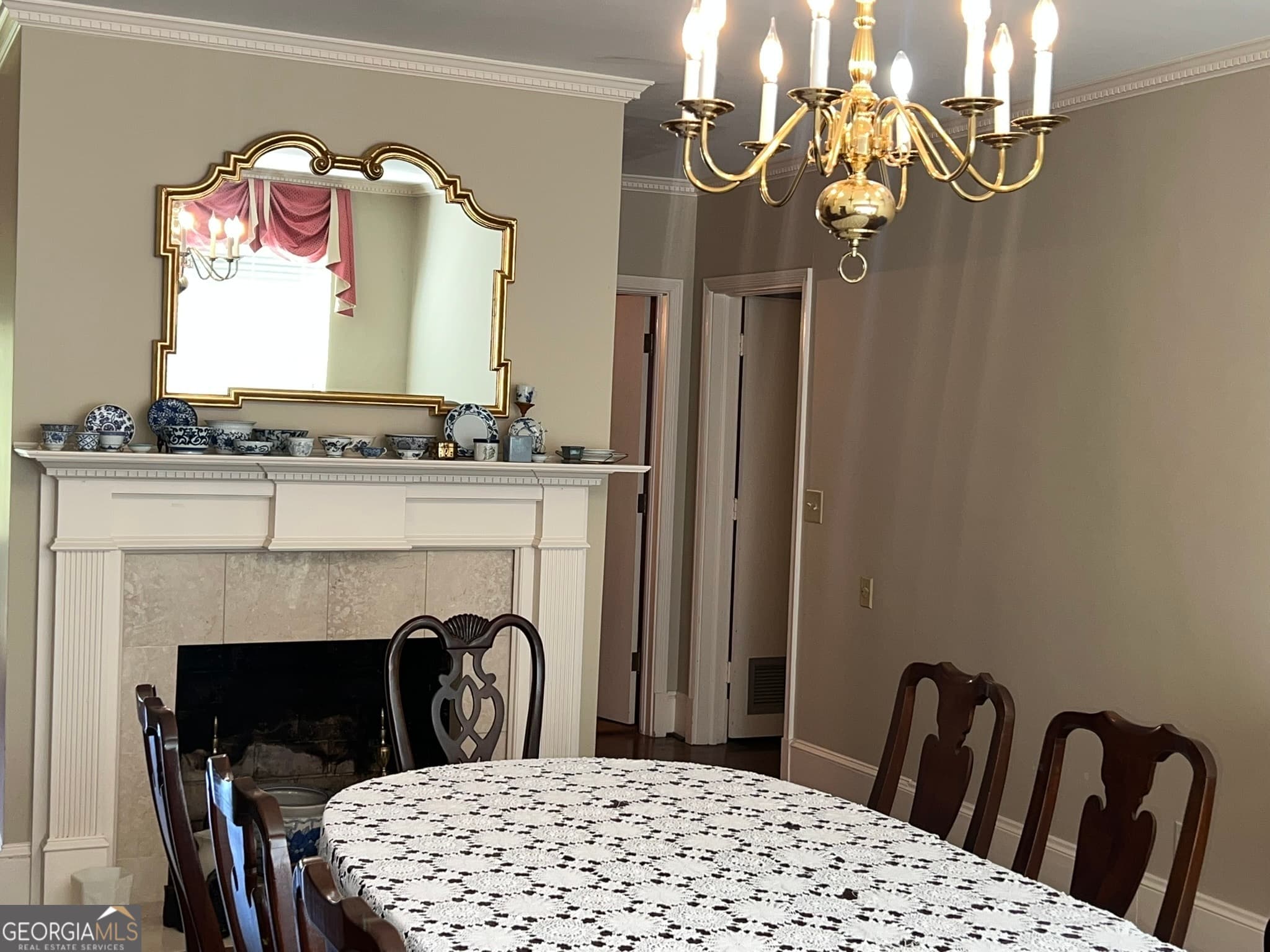 4 bedroom, 2.5 bathroom, 2,770 sq ft single family residence for sale at 1855 Waverland Drive, Macon, GA 31211 — photo 4