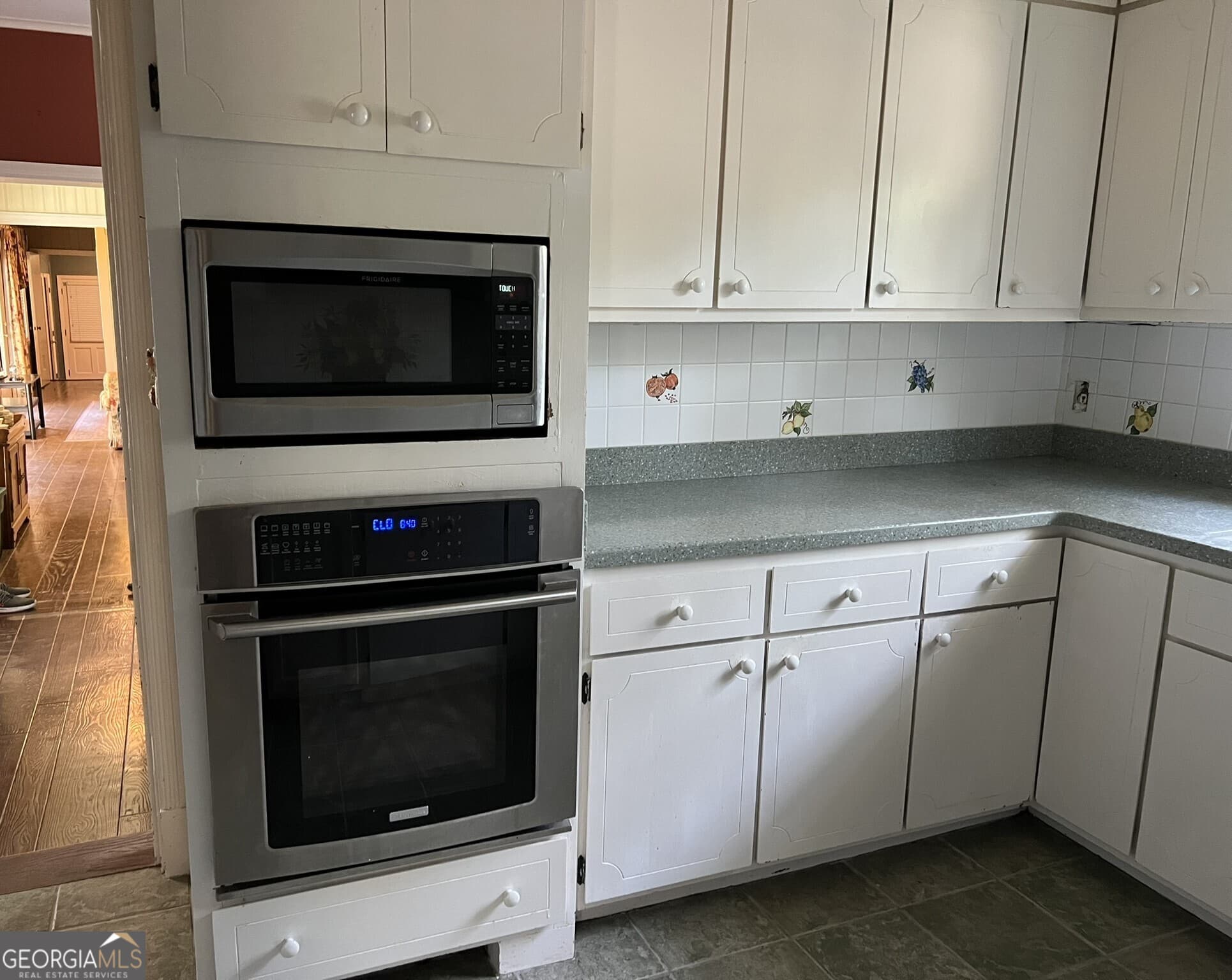 4 bedroom, 2.5 bathroom, 2,770 sq ft single family residence for sale at 1855 Waverland Drive, Macon, GA 31211 — photo 8