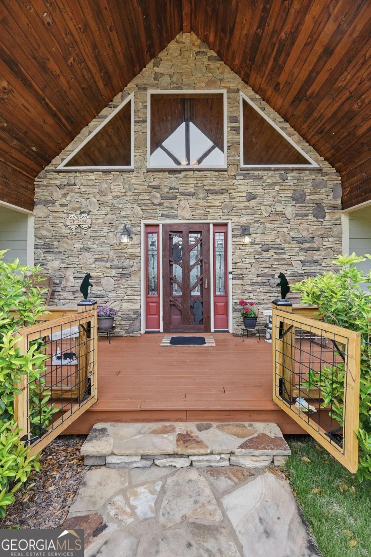 3 bedroom, 2.5 bathroom, 3,542 sq ft cabin,single family residence for sale at 89 Old Steele Hollow, Dahlonega, GA 30533 — photo 3