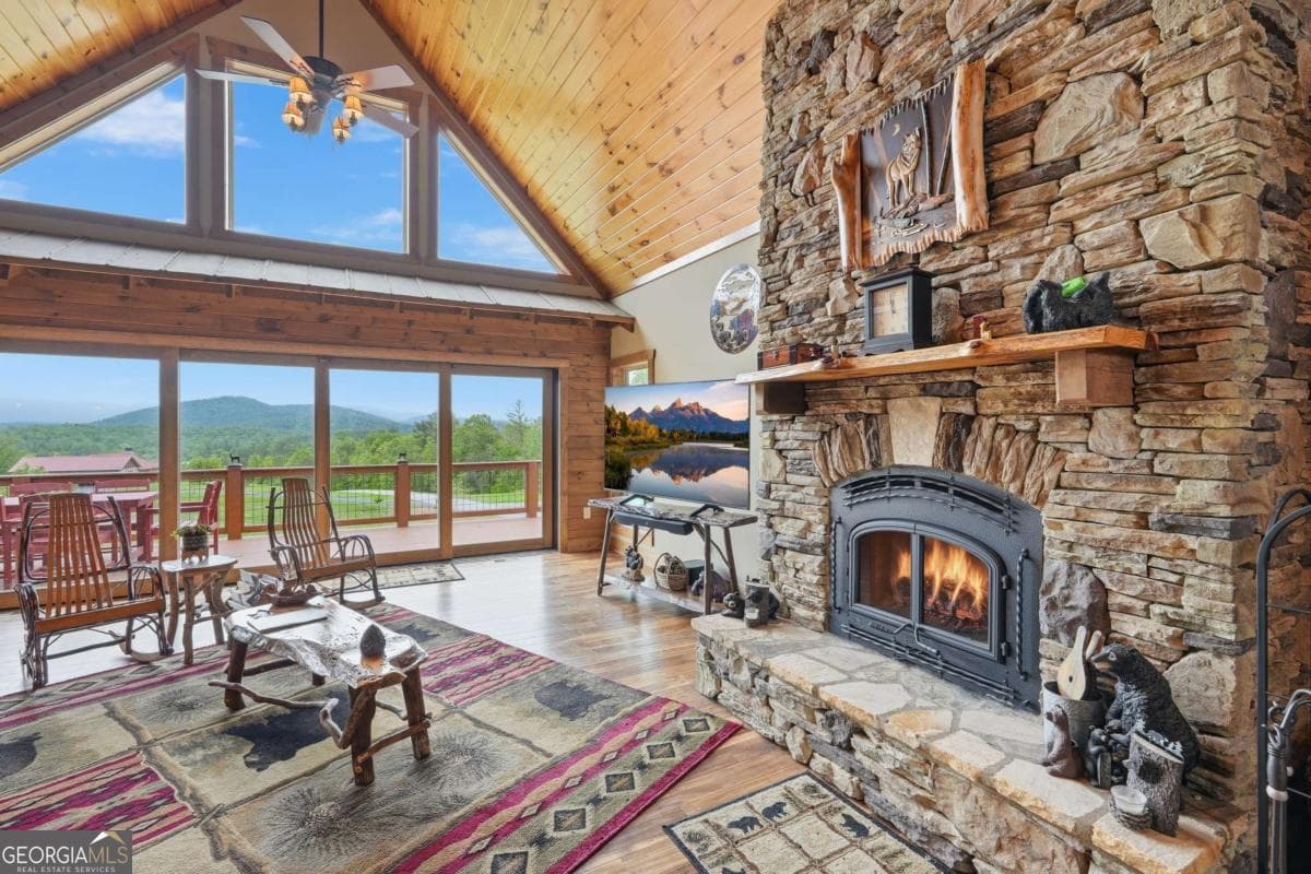 3 bedroom, 2.5 bathroom, 3,542 sq ft cabin,single family residence for sale at 89 Old Steele Hollow, Dahlonega, GA 30533 — photo 10