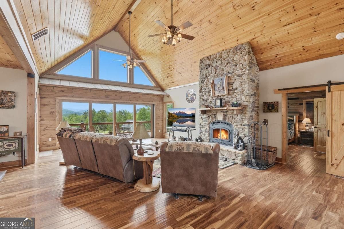 3 bedroom, 2.5 bathroom, 3,542 sq ft cabin,single family residence for sale at 89 Old Steele Hollow, Dahlonega, GA 30533 — photo 8