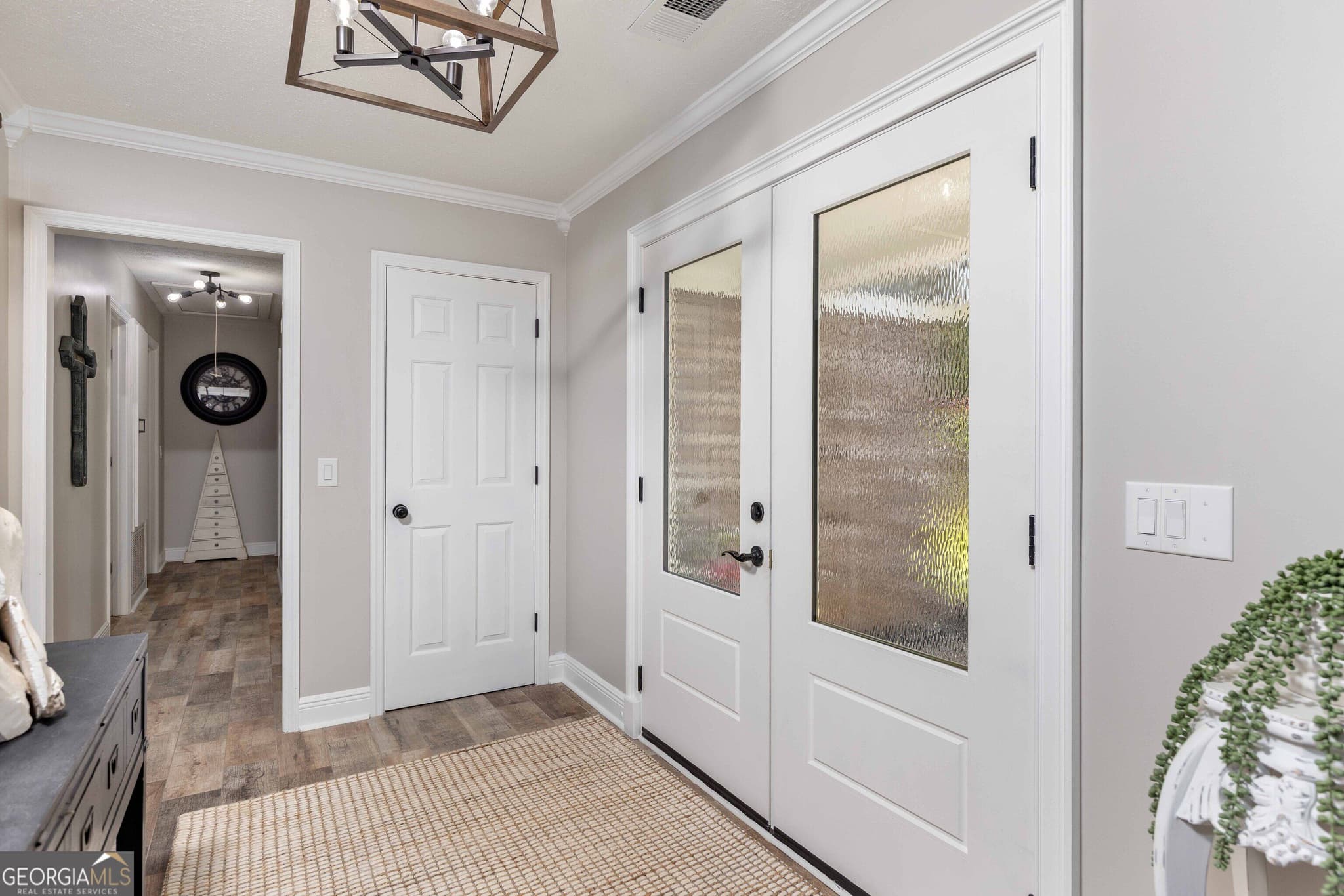 3 bedroom, 2 bathroom, 2,237 sq ft single family residence for sale at 6811 Mobley Road, Columbus, GA 31904 — photo 5