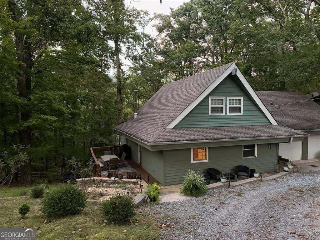 4 bedroom, 5 bathroom, 3,138 sq ft single family residence for sale at 555 Laurel Ridge Drive, Ellijay, GA 30536 — photo 1 of 38