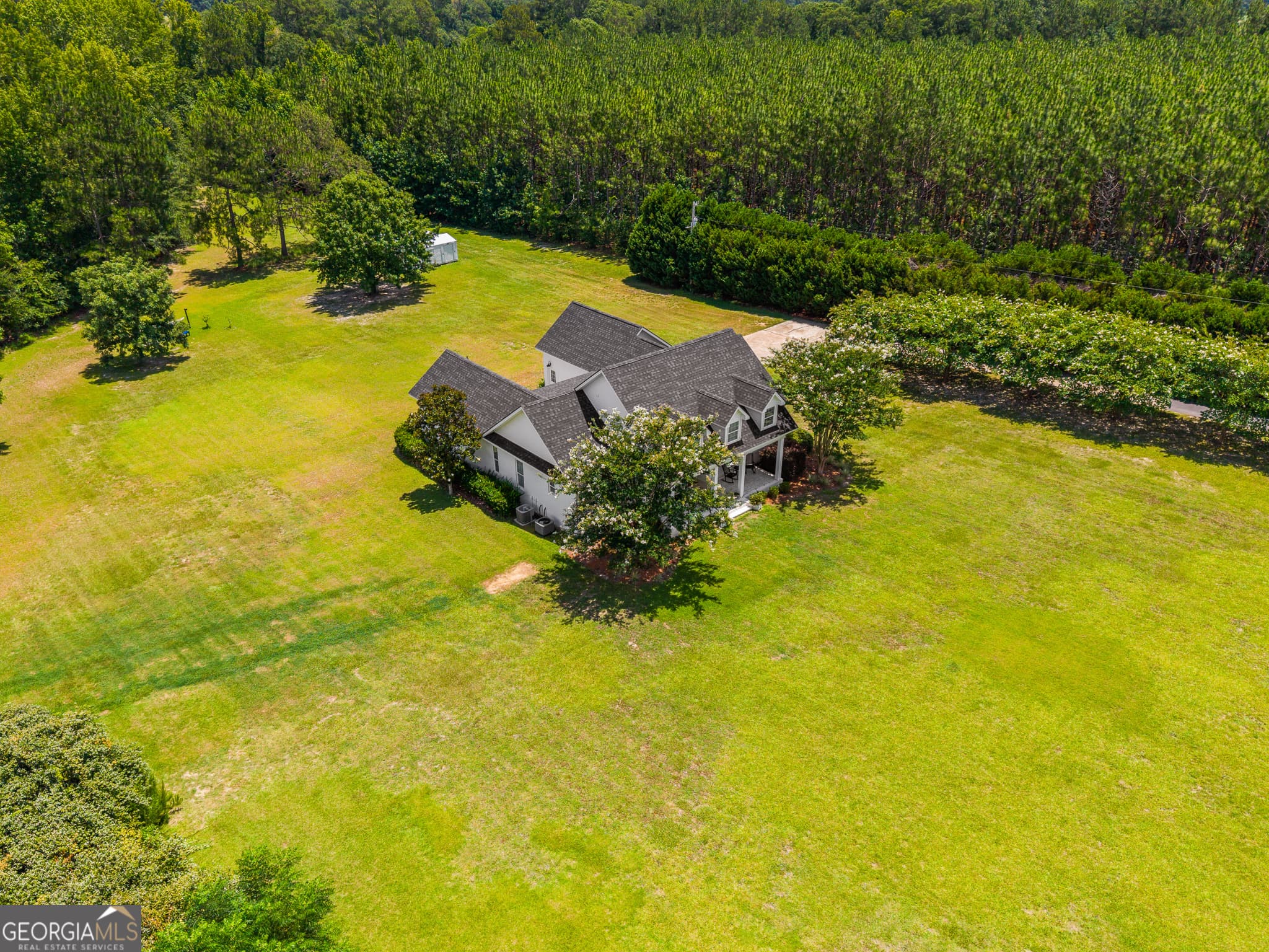 4 bedroom, 3.5 bathroom, 2,712 sq ft single family residence for sale at 1062 Franklin Road, Statesboro, GA 30461 — photo 5