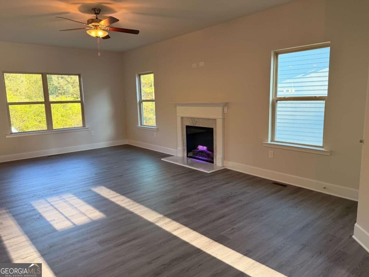 5 bedroom, 3.5 bathroom, 3,213 sq ft single family residence for sale at 456 Magnolia Grove Place, Cornelia, GA 30531 — photo 6