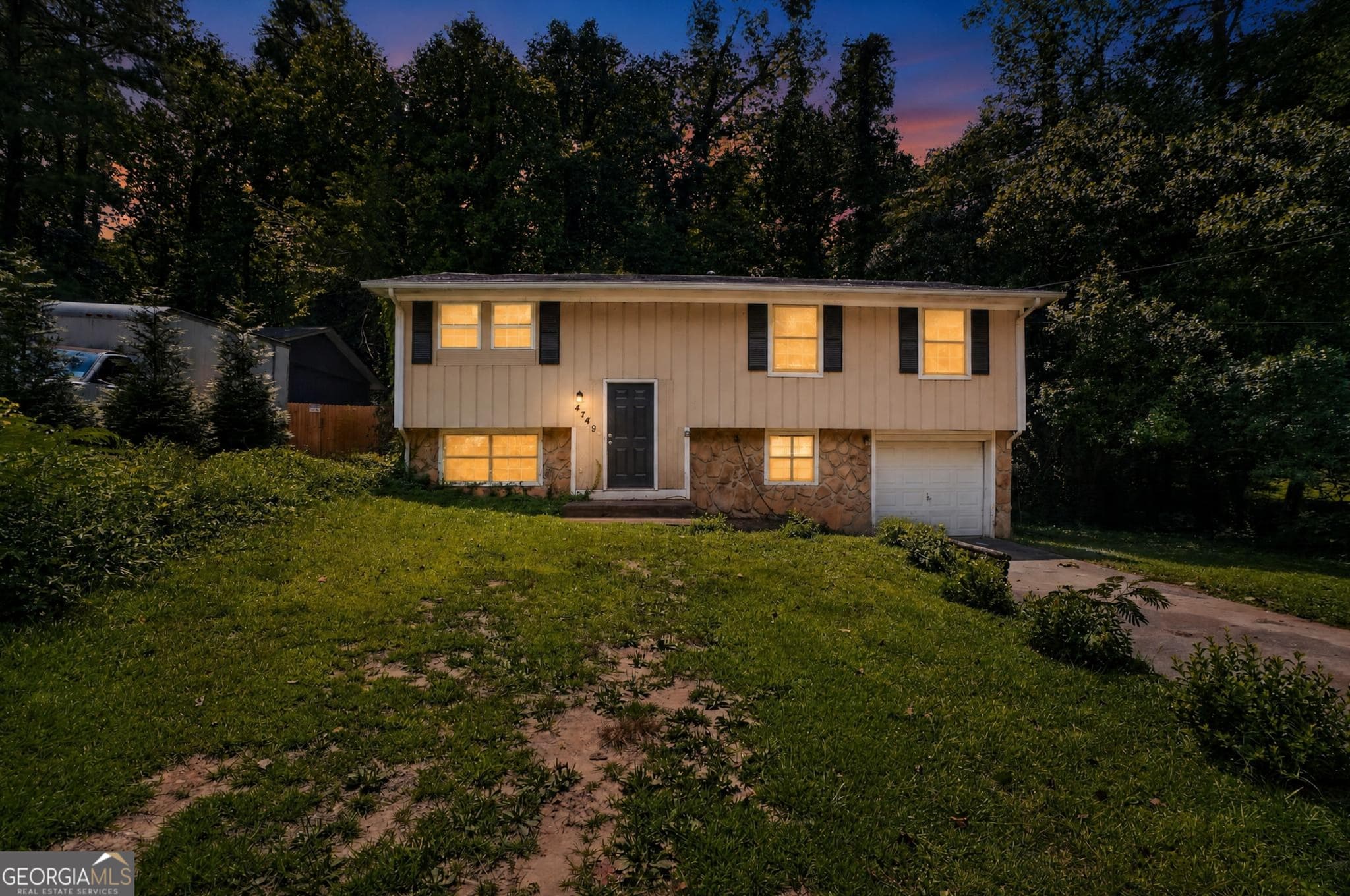 3 bedroom, 4 bathroom, 1,544 sq ft single family residence for sale at 4749 Wildginger Run, Lithonia, GA 30038