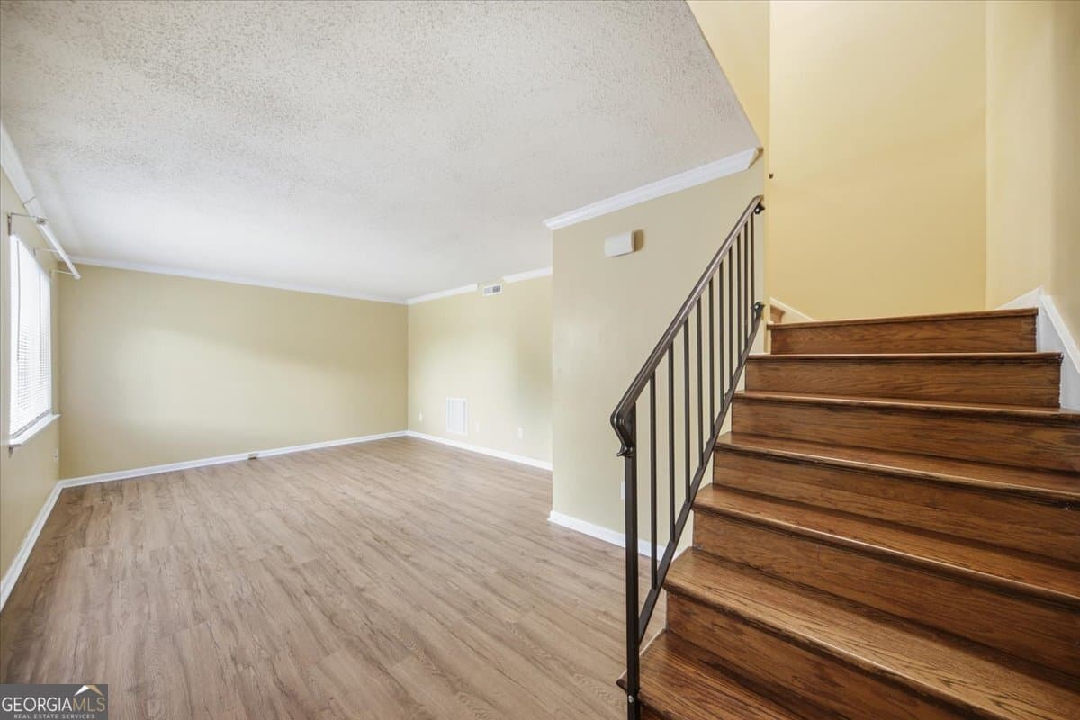 3 bedroom, 2.5 bathroom, 1,340 sq ft condominium for sale at 4701 Flat Shoals Road 43E, Union City, GA 30291 — photo 5