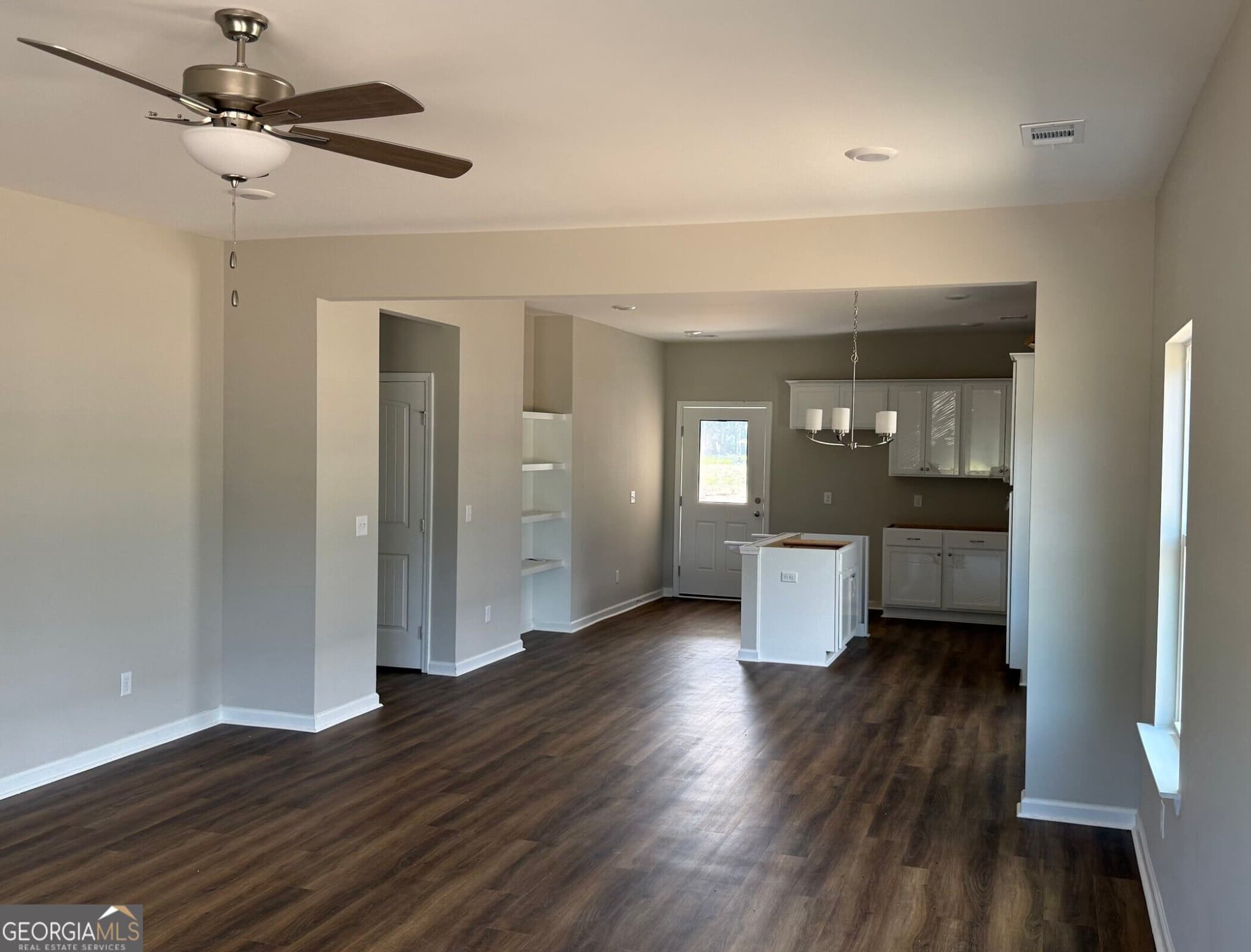 3 bedroom, 2 bathroom, 1,550 sq ft single family residence for sale at 23 Ransom Drive, Darien, GA 31305 — photo 9