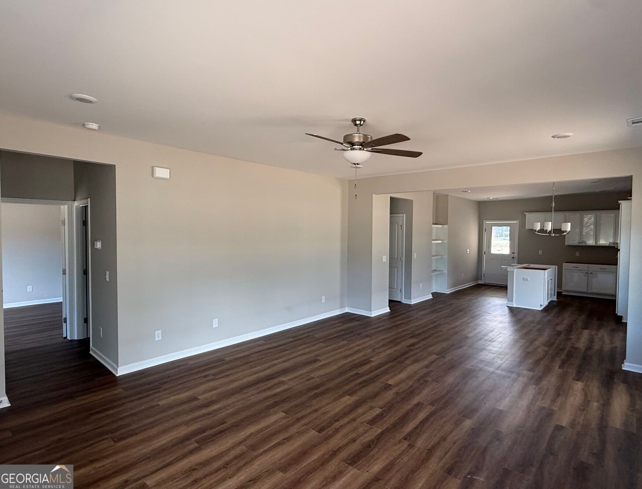 3 bedroom, 2 bathroom, 1,550 sq ft single family residence for sale at 23 Ransom Drive, Darien, GA 31305 — photo 4