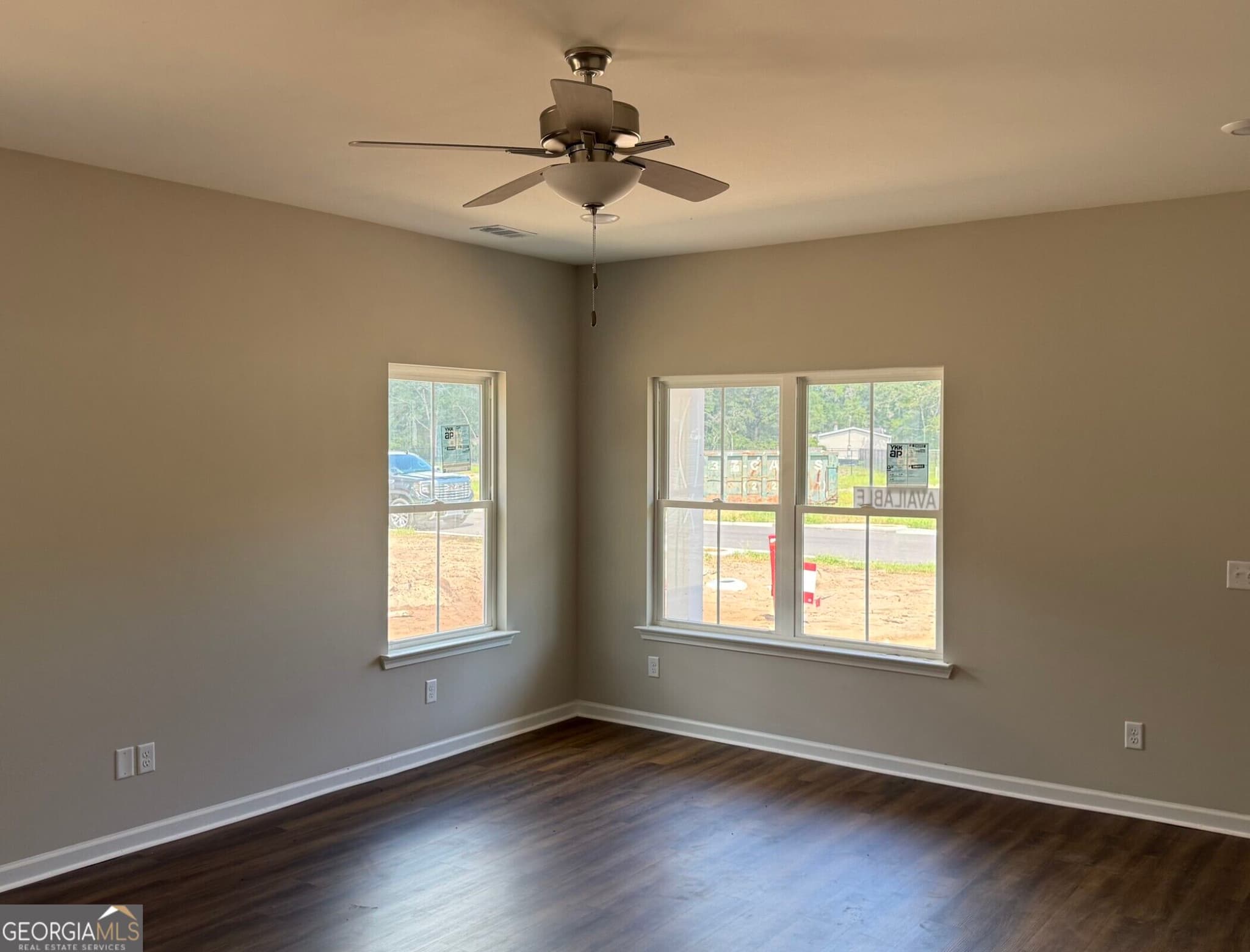 3 bedroom, 2 bathroom, 1,550 sq ft single family residence for sale at 23 Ransom Drive, Darien, GA 31305 — photo 8