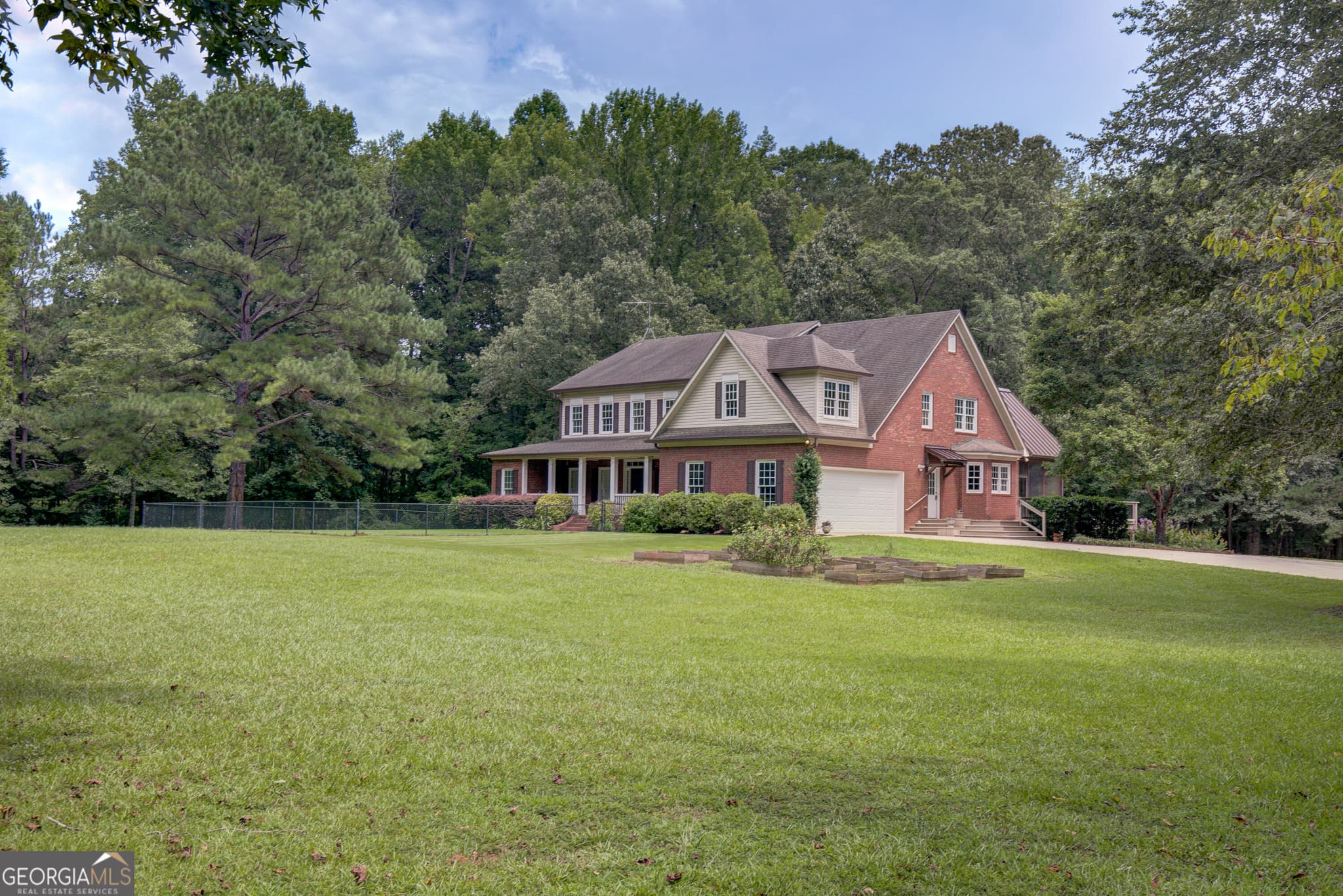 6 bedroom, 6 bathroom, 5,134 sq ft single family residence for sale at 356 Massengale Road, Brooks, GA 30205 — photo 2