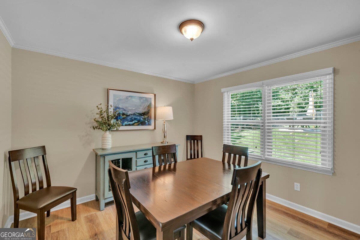 3 bedroom, 2.5 bathroom, 2,416 sq ft single family residence for sale at 125 Newberry Street, Fayetteville, GA 30215 — photo 8