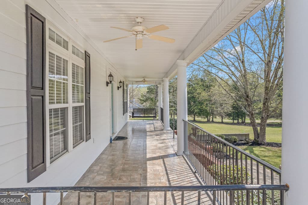 3 bedroom, 2 bathroom, 3,644 sq ft single family residence for sale at 188 Ball Street, Moreland, GA 30259 — photo 5