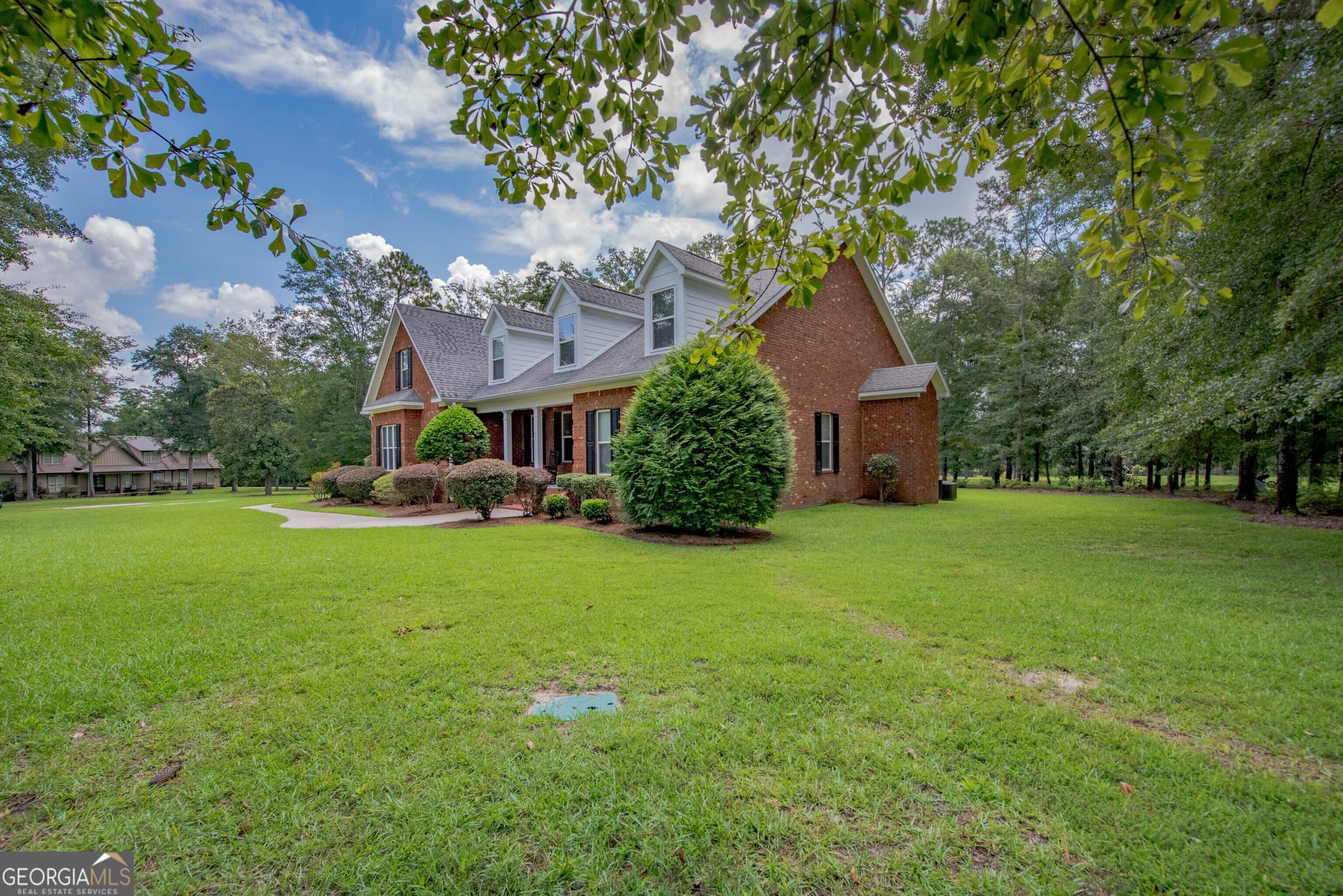 6 bedroom, 4 bathroom, 3,942 sq ft single family residence for sale at 304 Old Windmill Road, Perry, GA 31069 — photo 7
