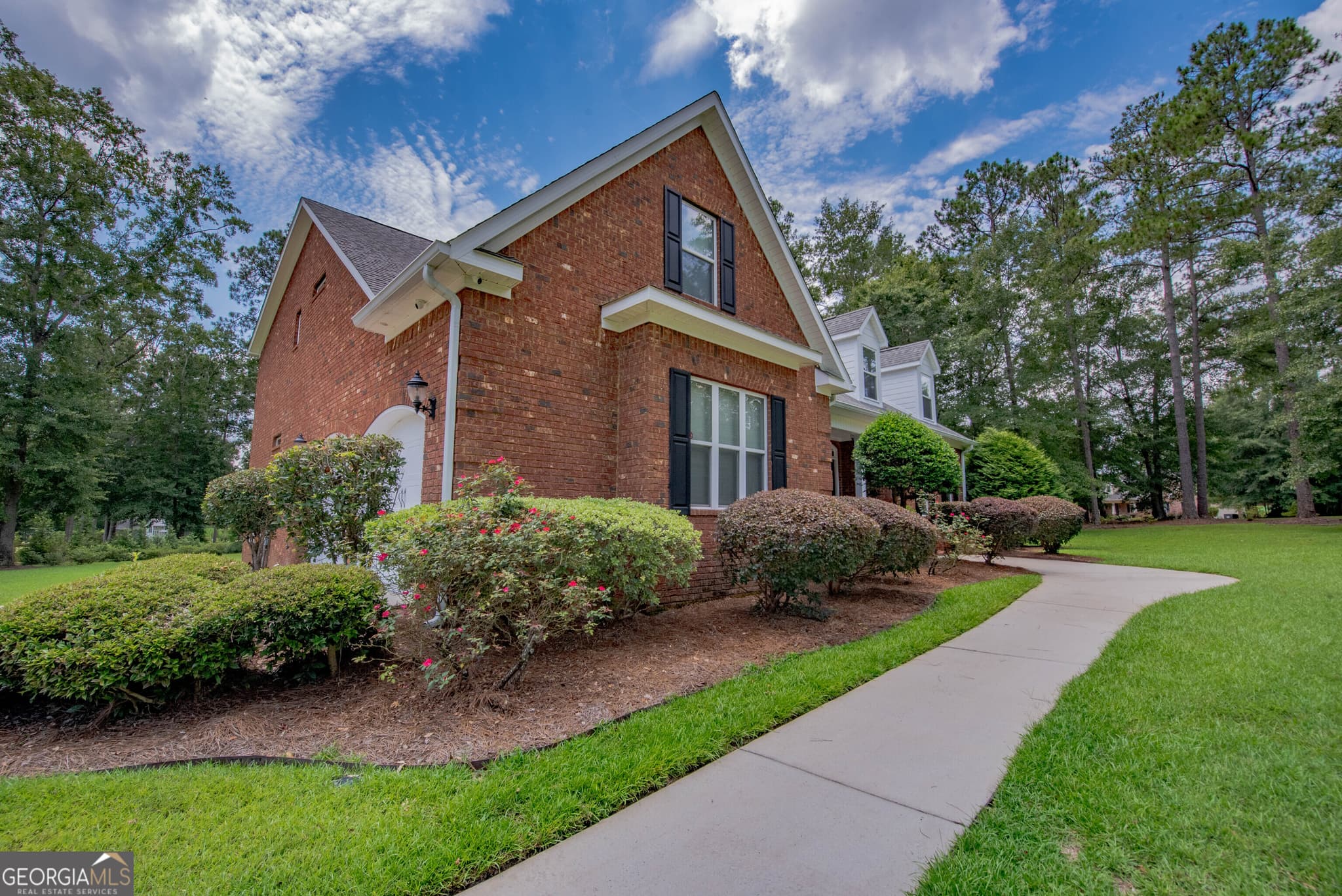 6 bedroom, 4 bathroom, 3,942 sq ft single family residence for sale at 304 Old Windmill Road, Perry, GA 31069 — photo 4