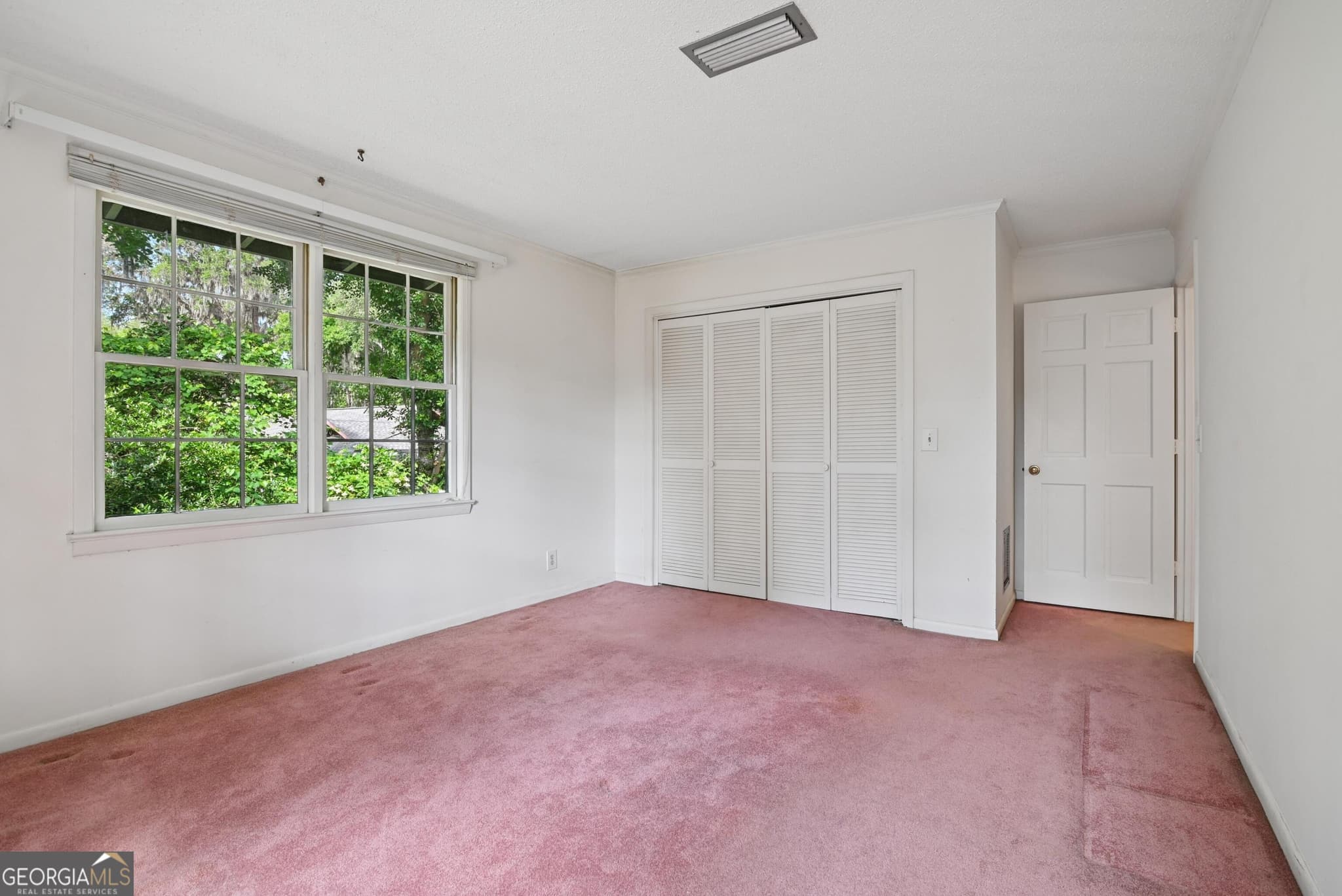 4 bedroom, 2.5 bathroom, 2,991 sq ft single family residence for sale at 180 Saint Clair Drive, St. Simons, GA 31522 — photo 5