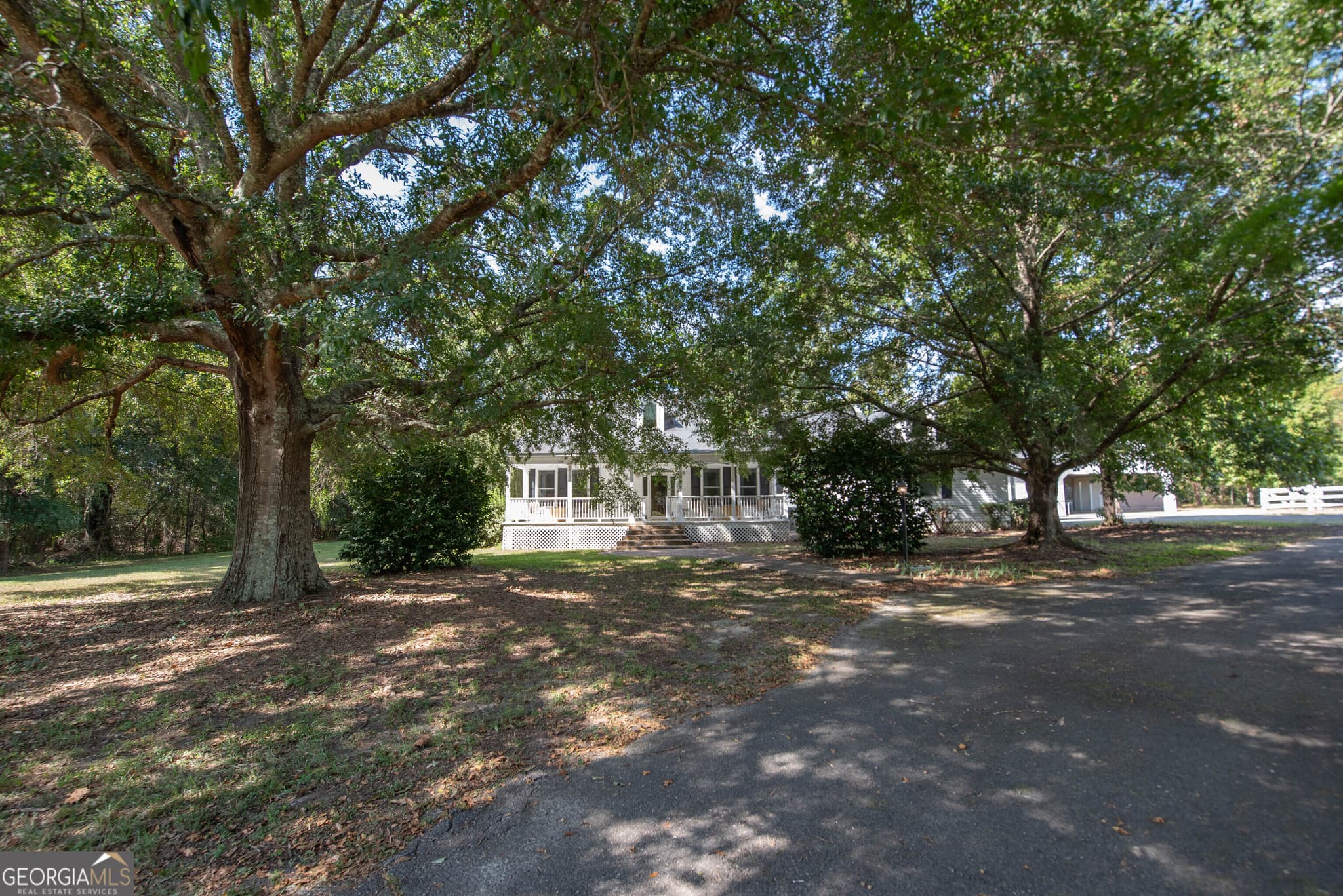 3 bedroom, 2.5 bathroom, 3,740 sq ft single family residence for sale at 1635 GA-26, Chester, GA 31012 — photo 6