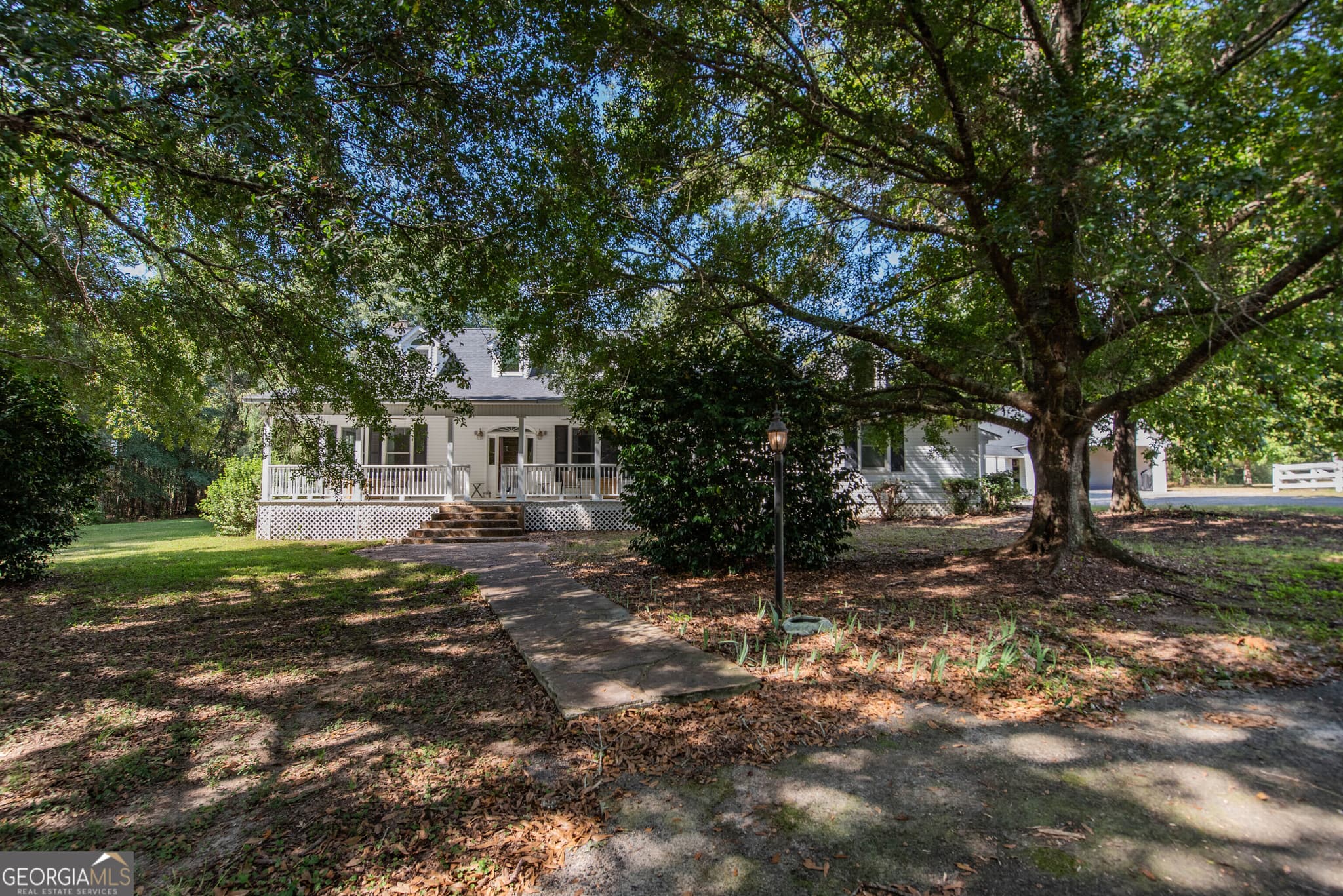 3 bedroom, 2.5 bathroom, 3,740 sq ft single family residence for sale at 1635 GA-26, Chester, GA 31012 — photo 3