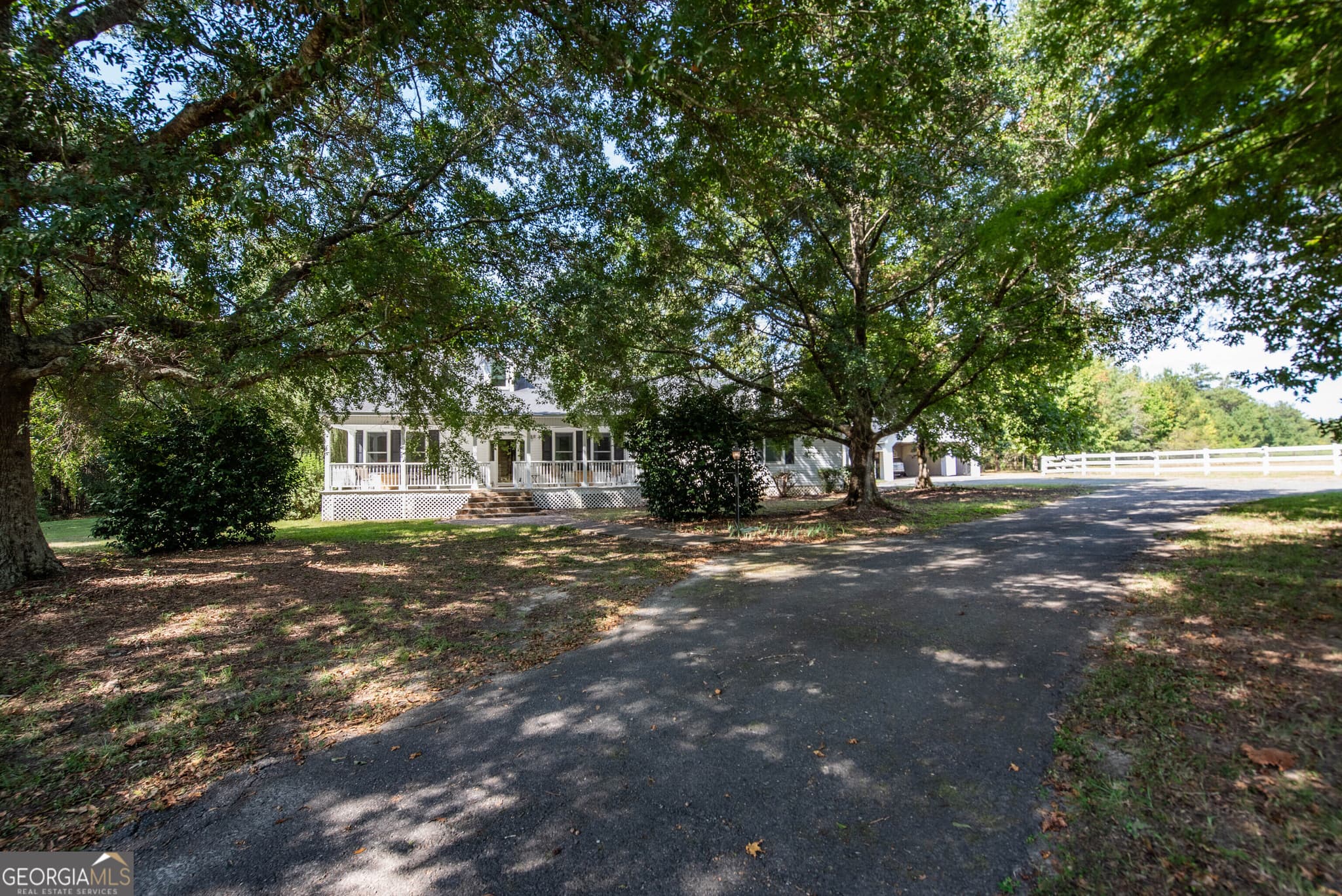 3 bedroom, 2.5 bathroom, 3,740 sq ft single family residence for sale at 1635 GA-26, Chester, GA 31012 — photo 5